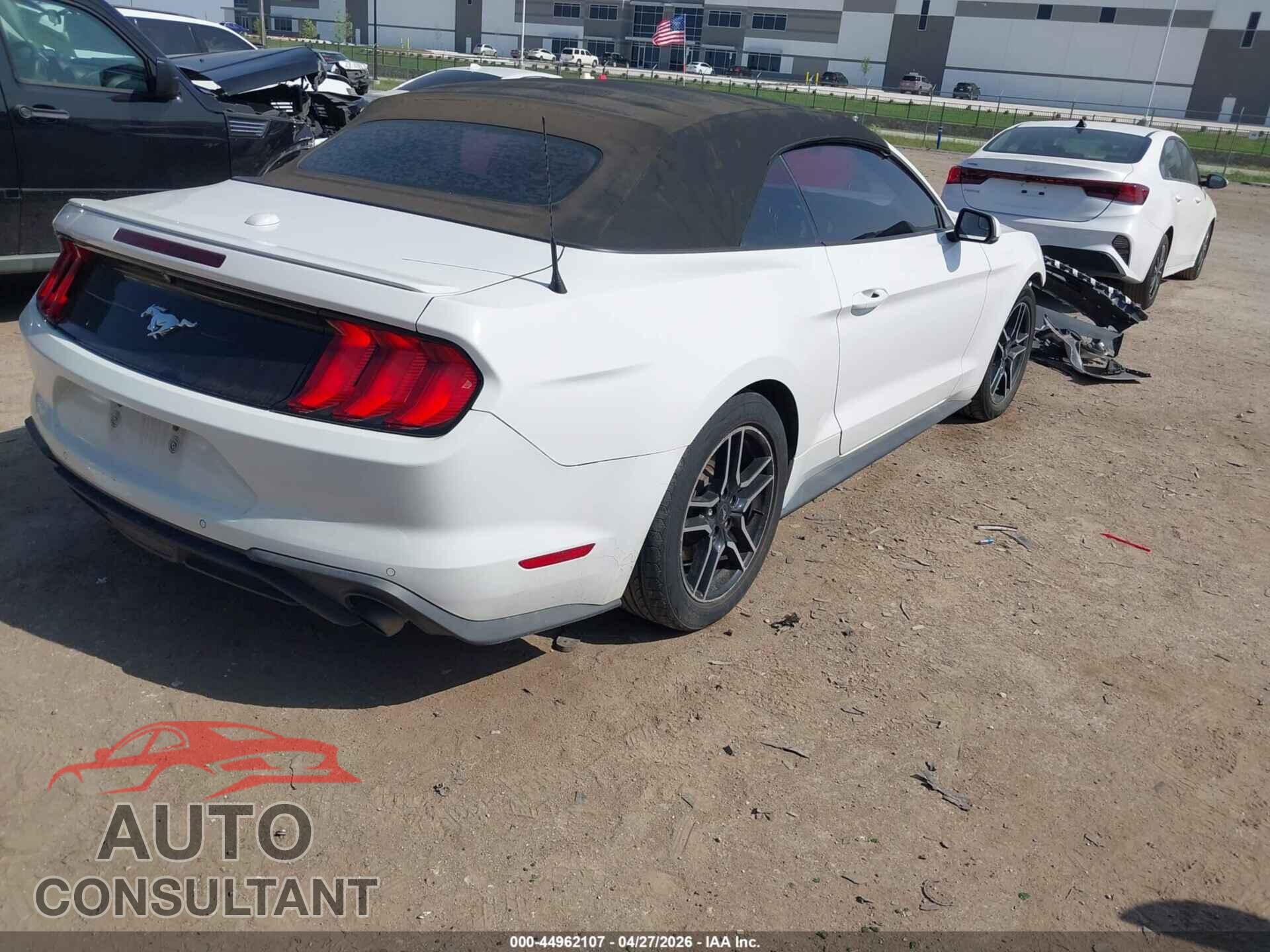 FORD MUSTANG 2018 - 1FATP8UH5J5154978