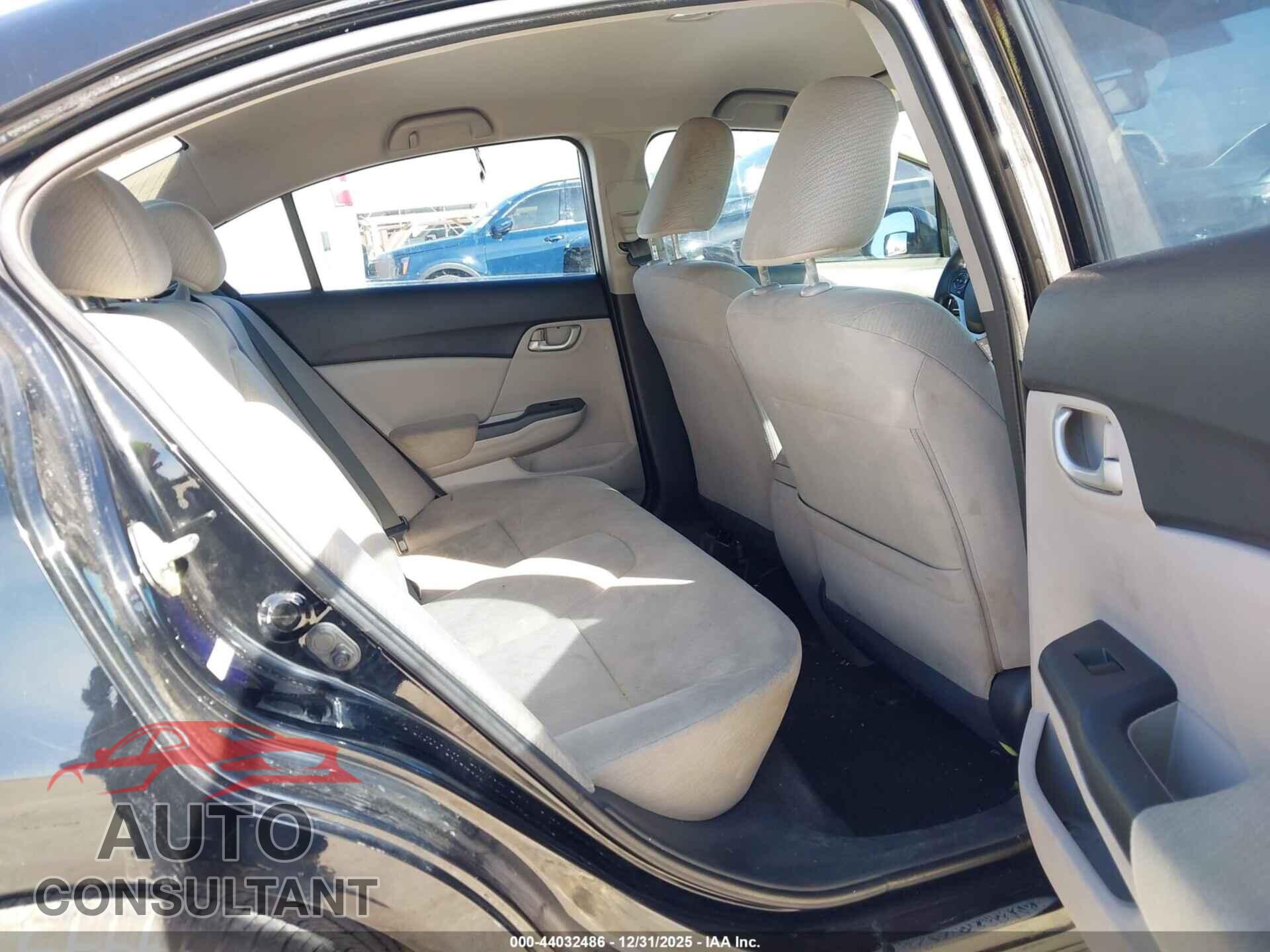 HONDA CIVIC 2013 - 19XFB2F51DE018832