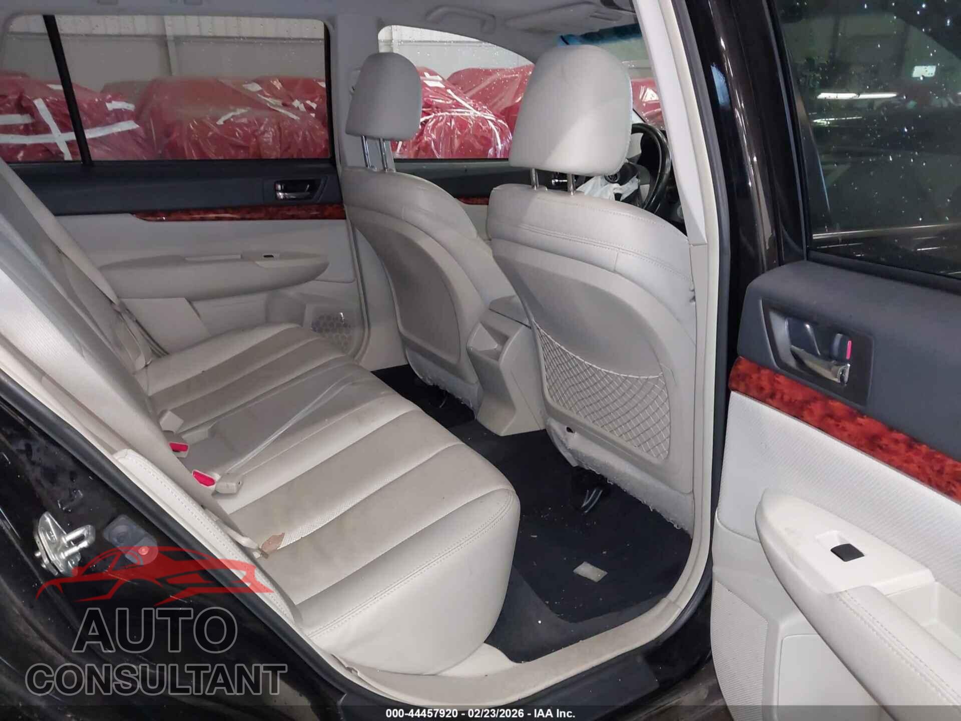 SUBARU OUTBACK 2011 - 4S4BRBKC9B3316320