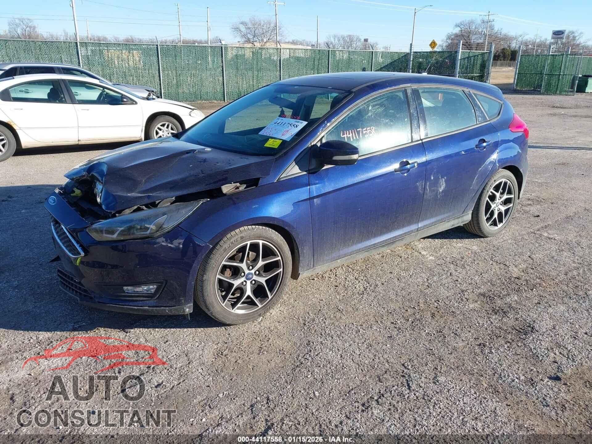 FORD FOCUS 2017 - 1FADP3M28HL205334