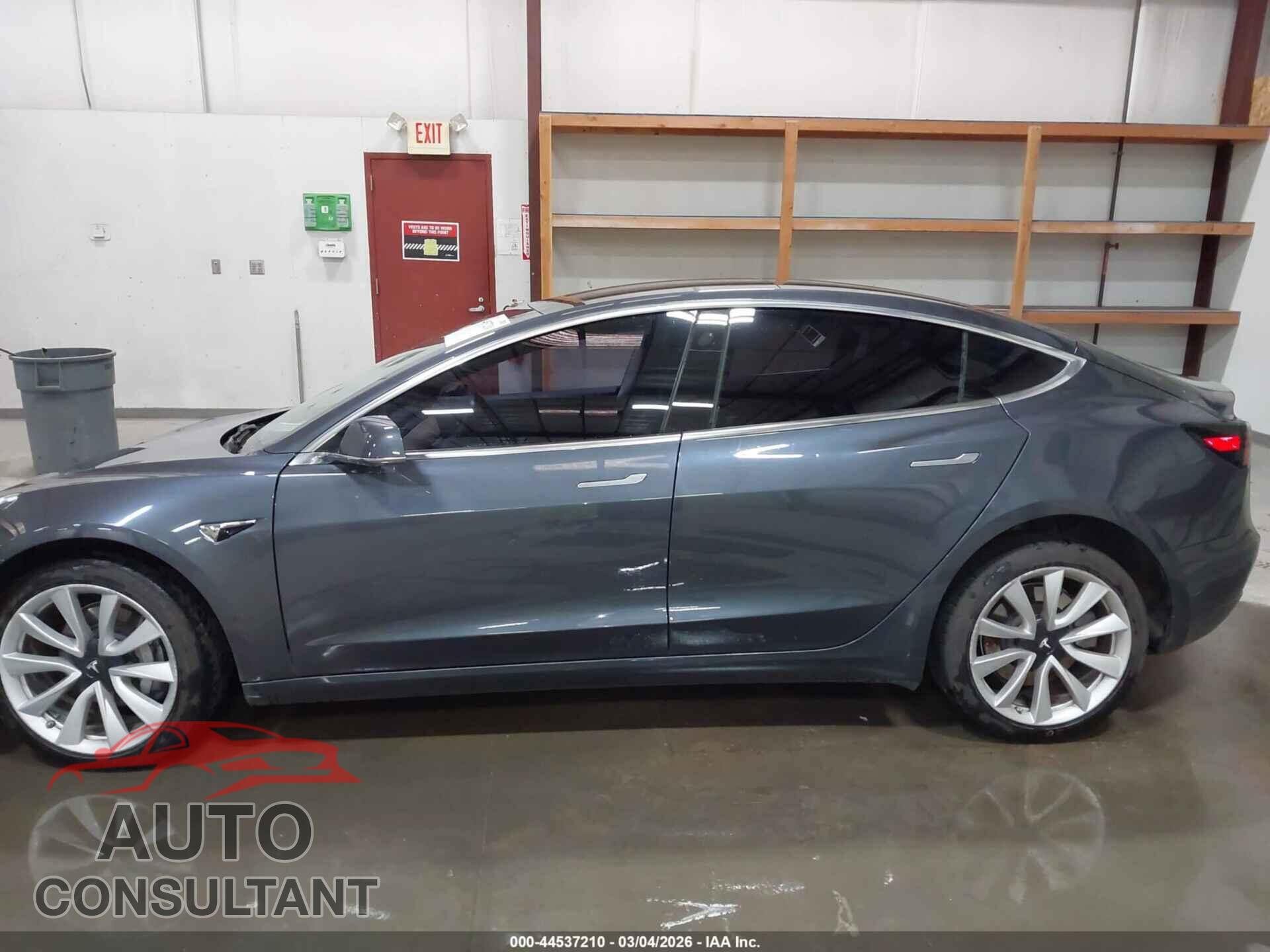 TESLA MODEL 3 2018 - 5YJ3E1EA3JF163024