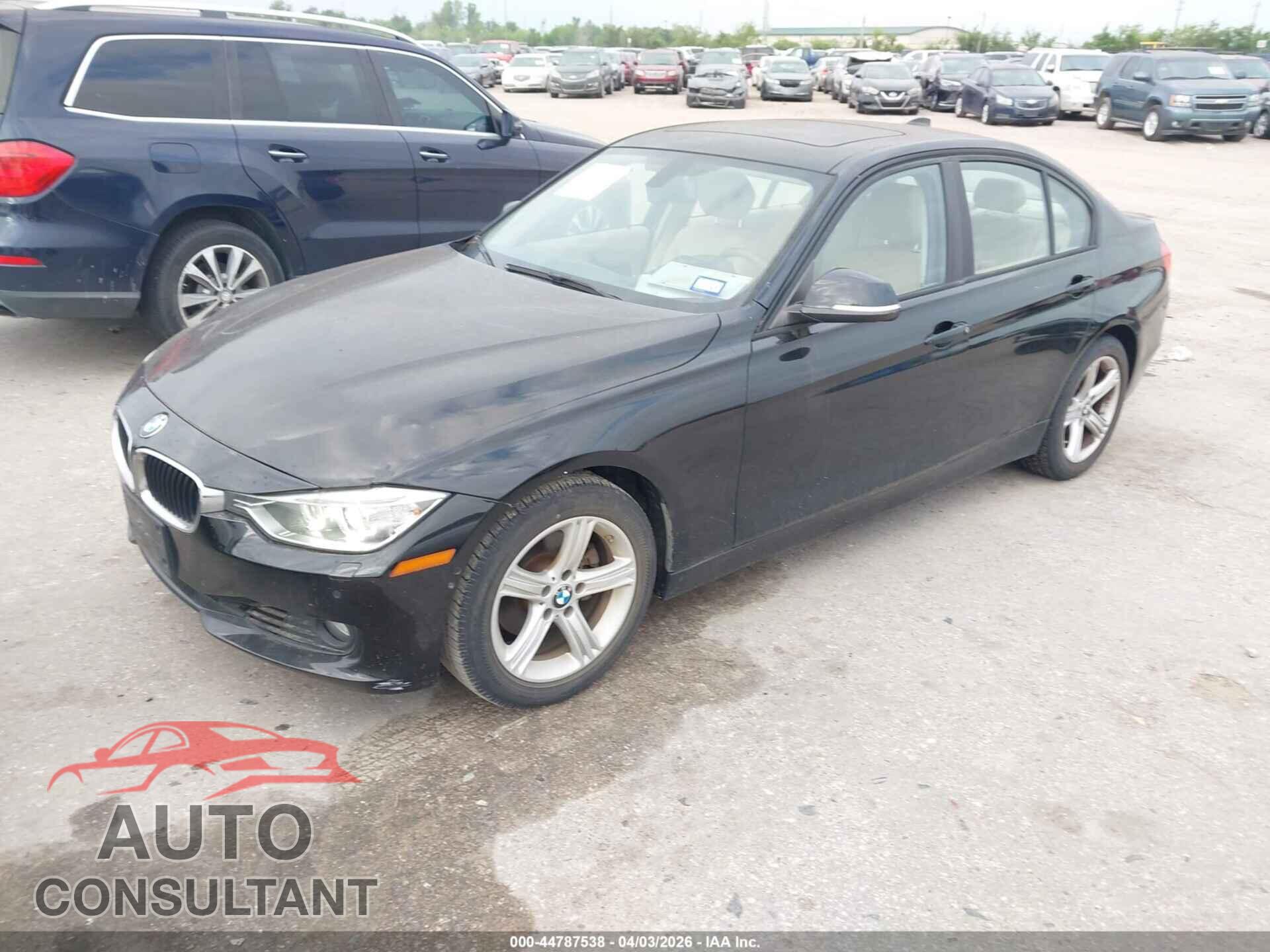 BMW 328I 2012 - WBA3C1C52CF431908