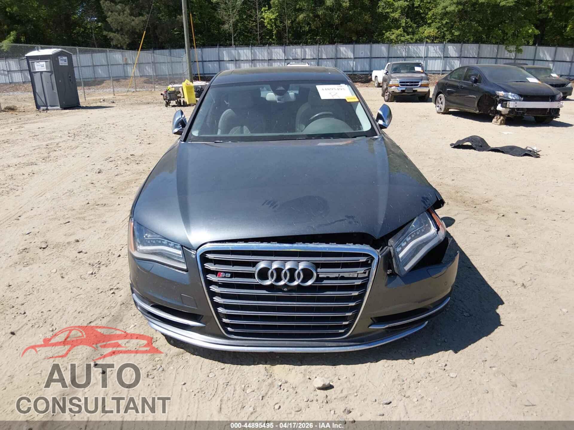 AUDI S8 2013 - WAUD2AFD0DN011341