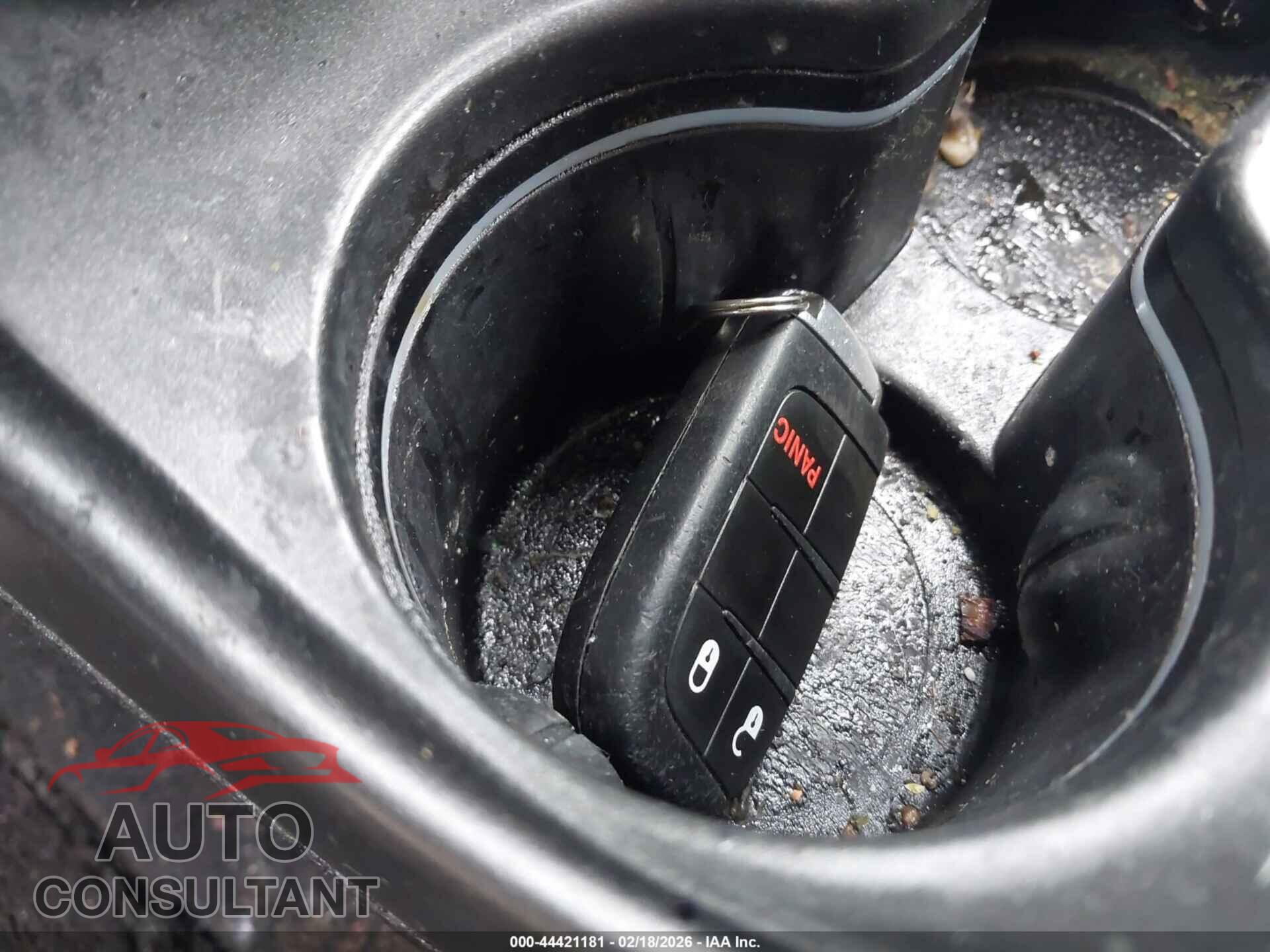 DODGE JOURNEY 2015 - 3C4PDCAB1FT574297