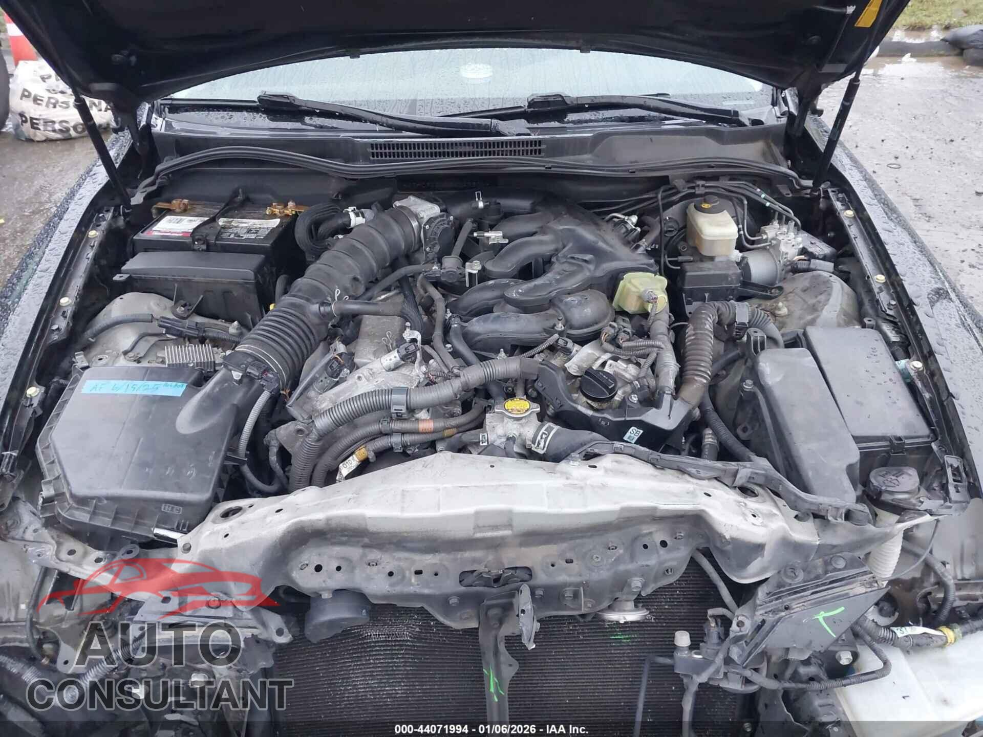 LEXUS IS 250 2011 - JTHCF5C28B5047304