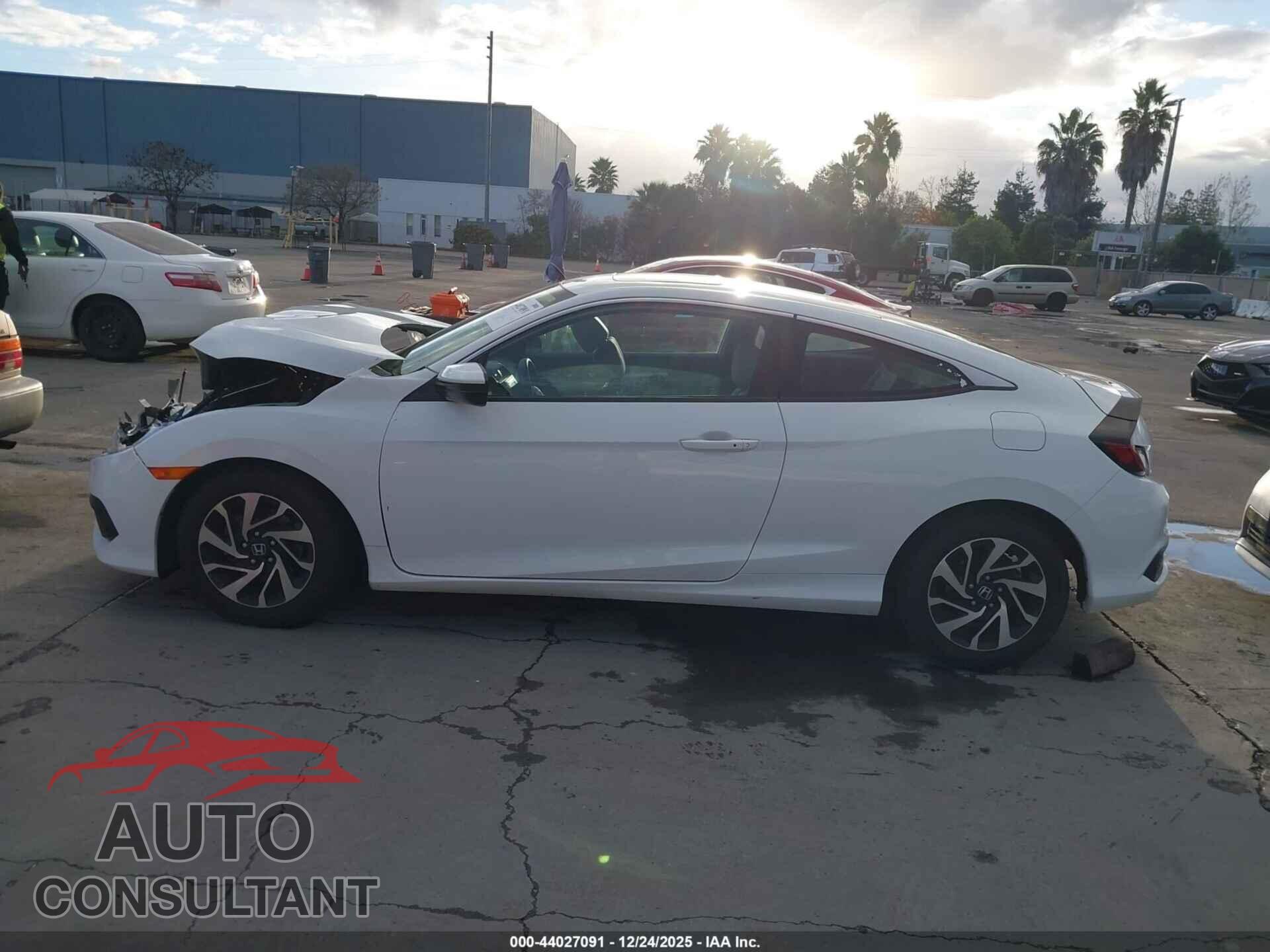 HONDA CIVIC 2017 - 2HGFC4B02HH301769
