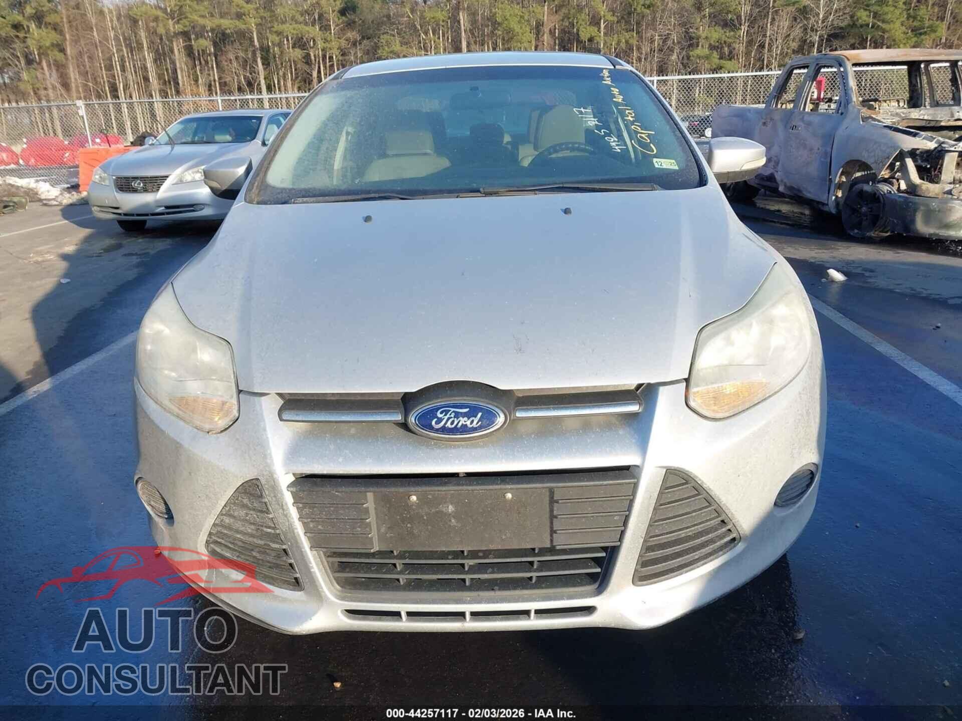 FORD FOCUS 2014 - 1FADP3F2XEL298351