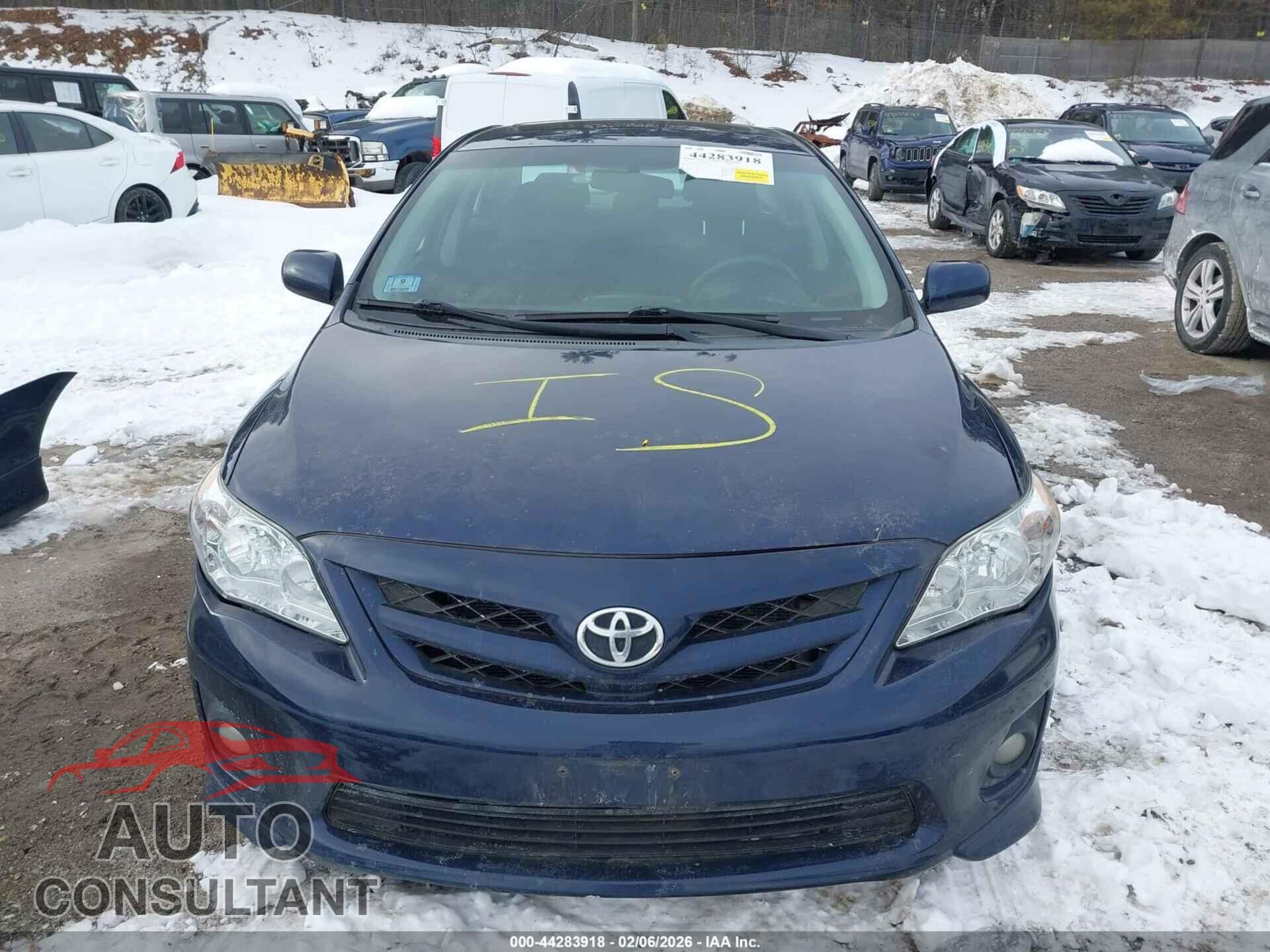 TOYOTA COROLLA 2013 - 2T1BU4EE6DC932241