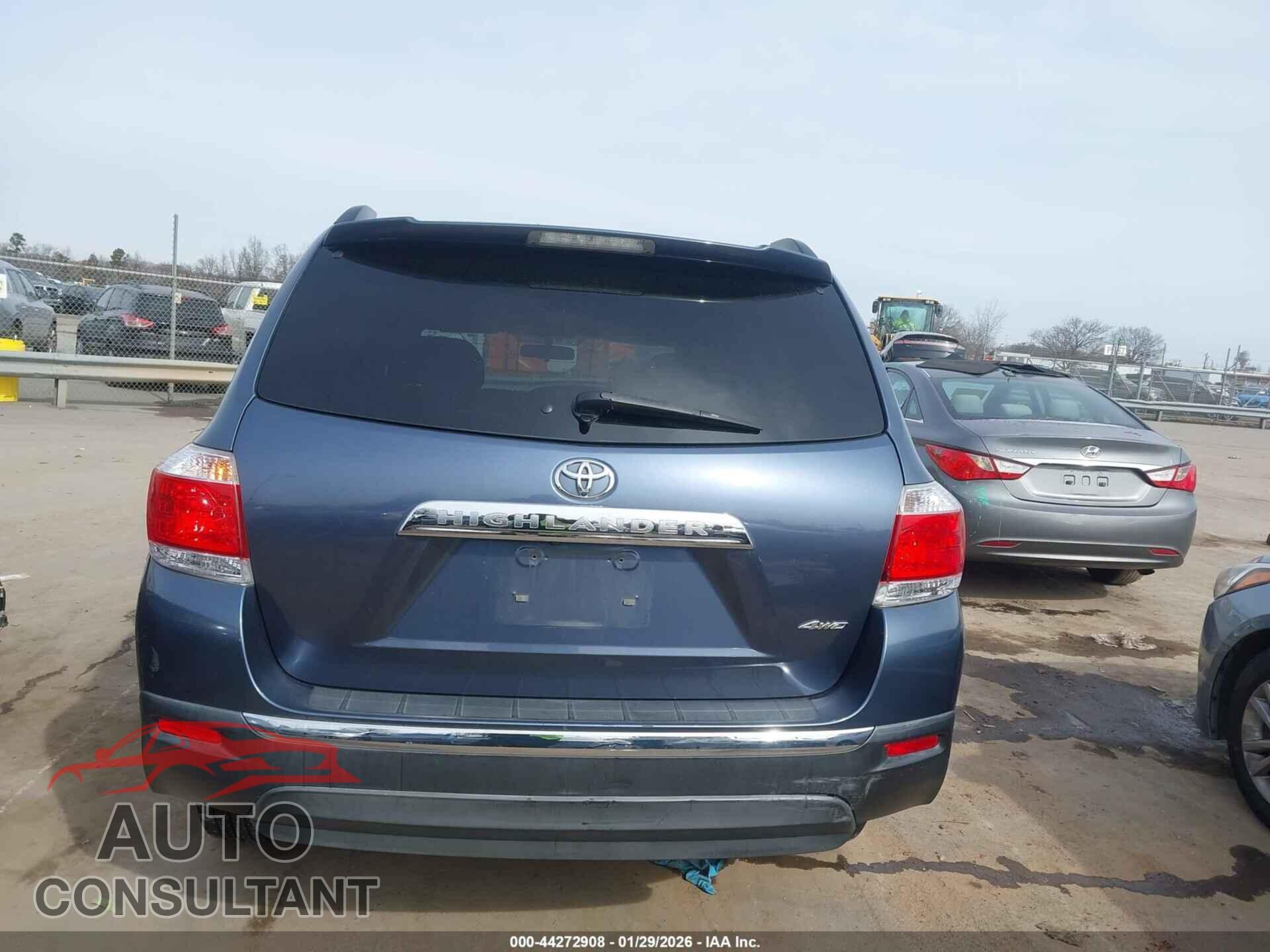 TOYOTA HIGHLANDER 2011 - 5TDBK3EH5BS066160