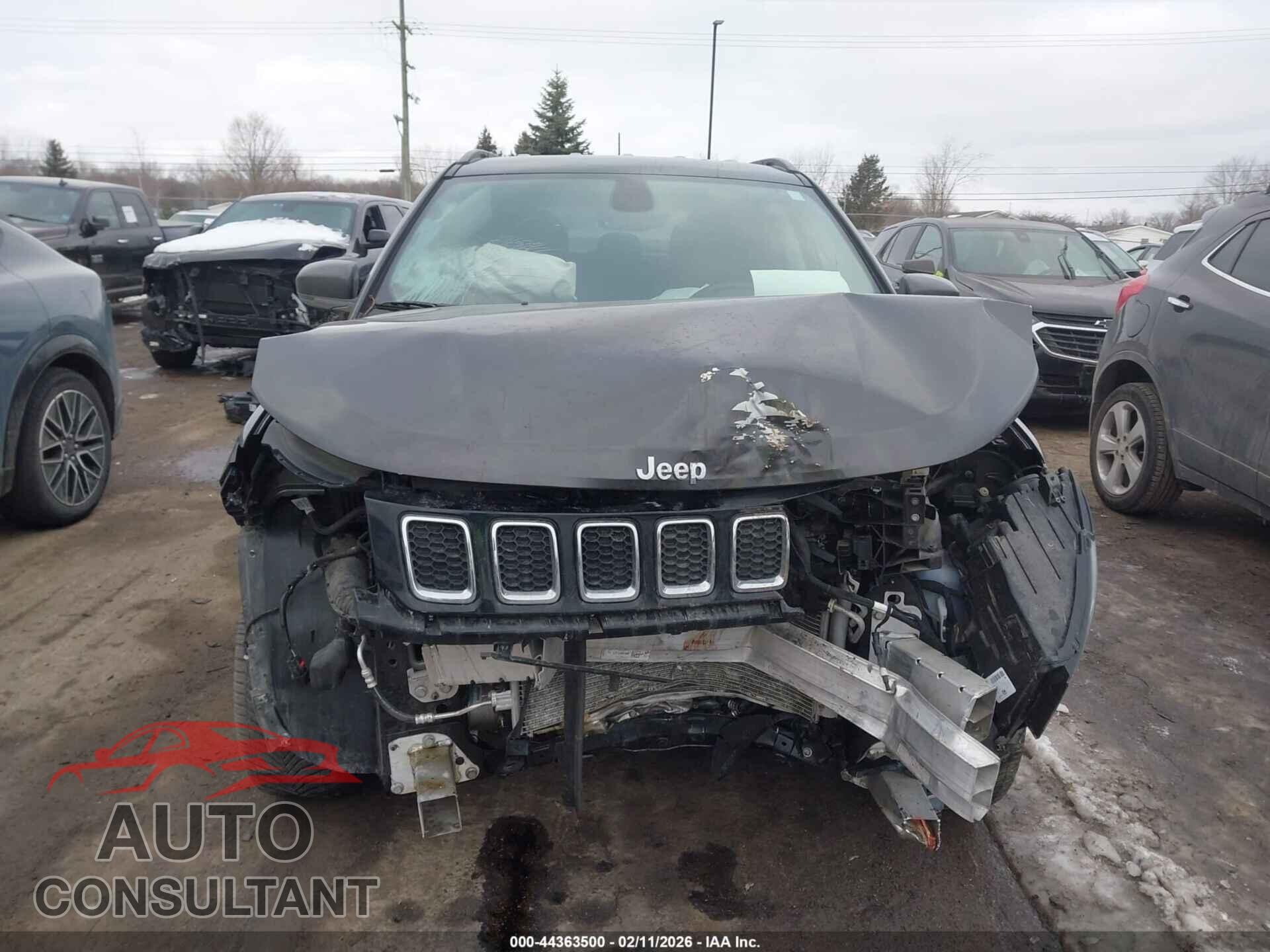 JEEP COMPASS 2020 - 3C4NJDCB8LT196588