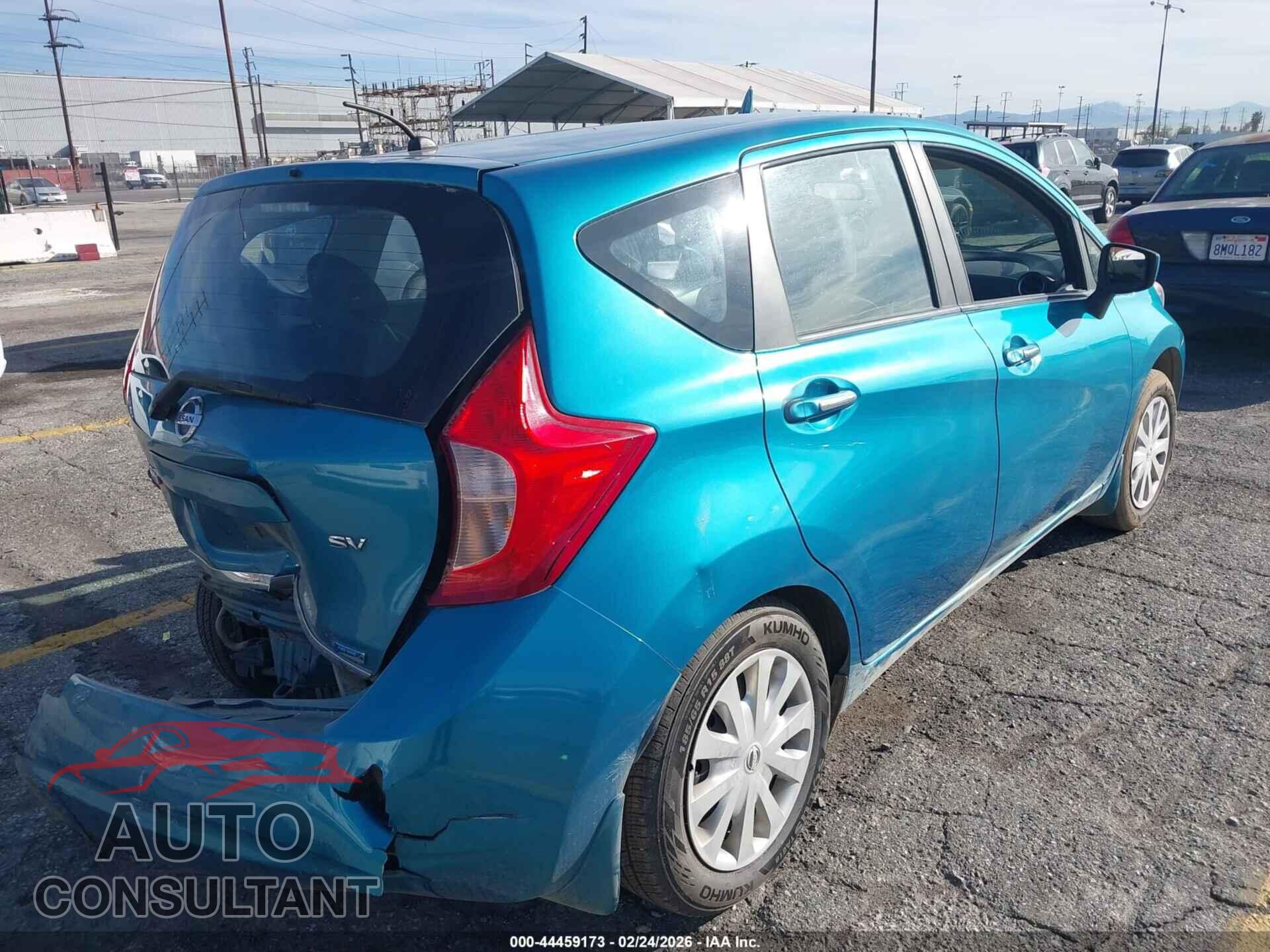 NISSAN VERSA NOTE 2015 - 3N1CE2CP1FL396599