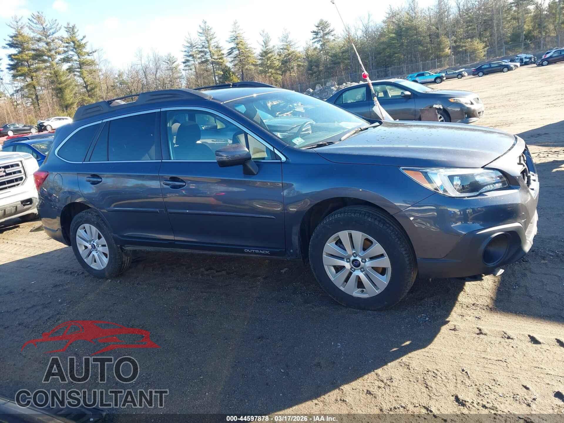 SUBARU OUTBACK 2017 - 4S4BSAHC2H3201542