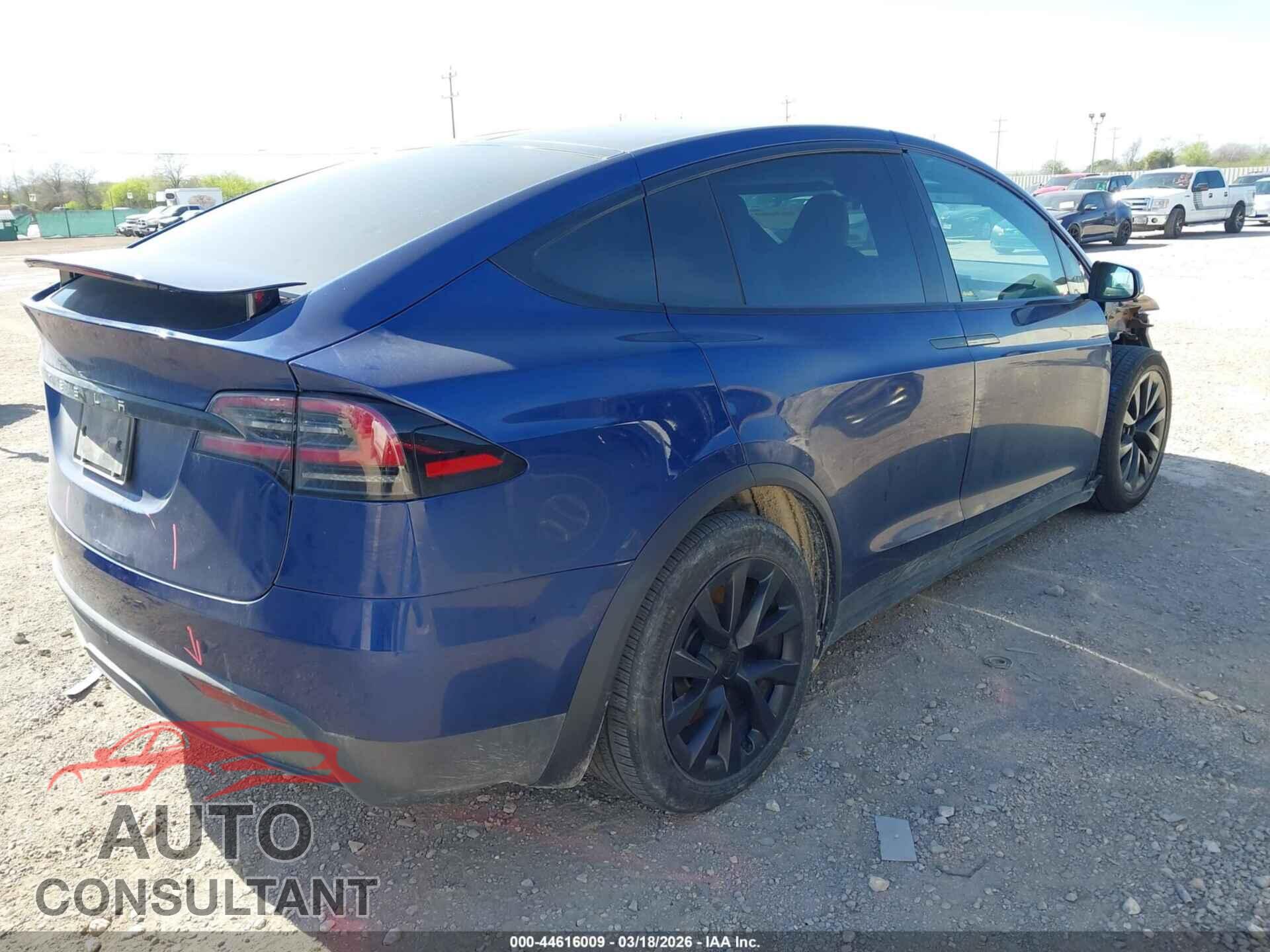 TESLA MODEL X 2023 - 7SAXCBE52PF397733