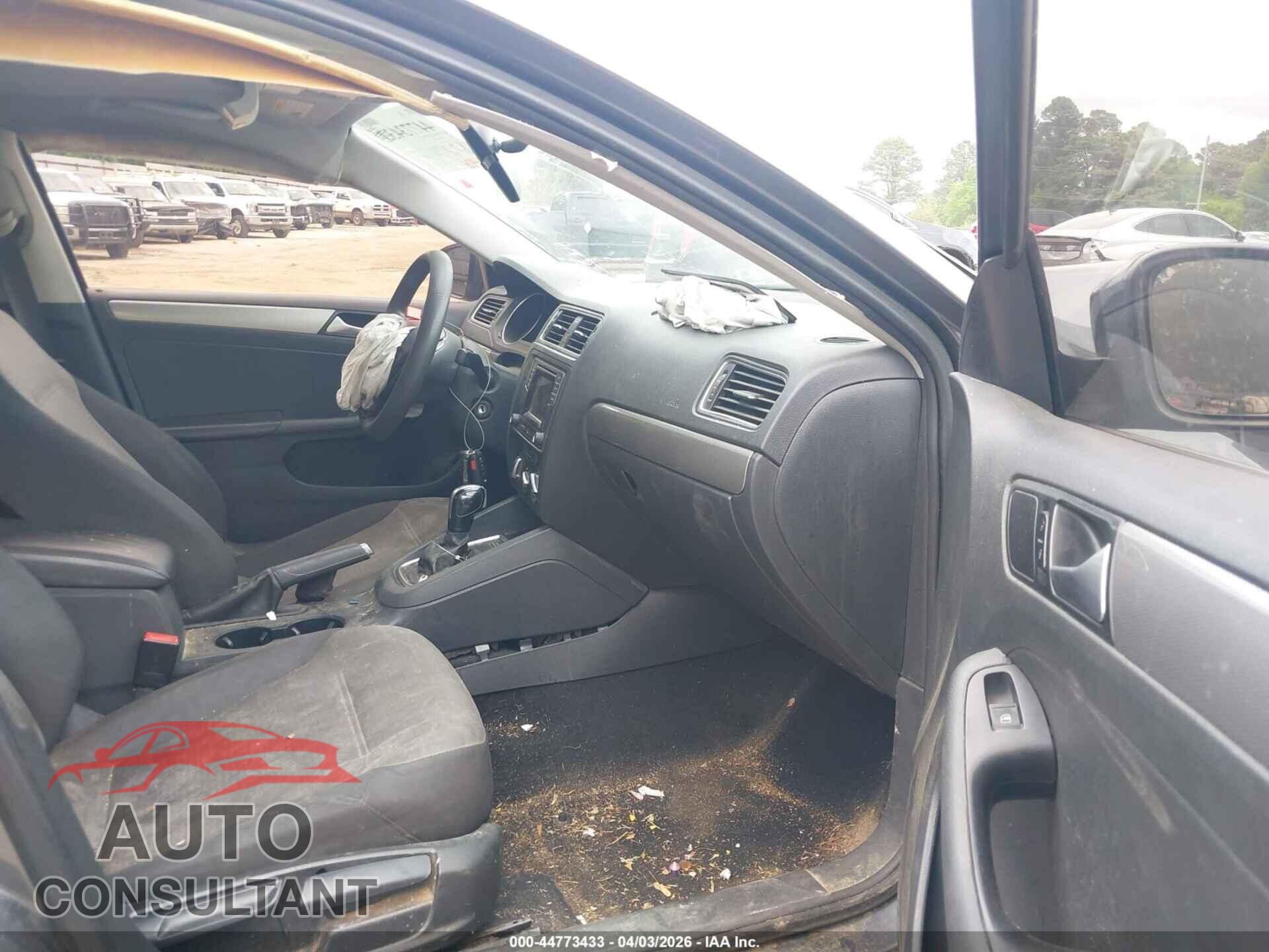 VOLKSWAGEN JETTA 2017 - 3VW2B7AJ1HM401856
