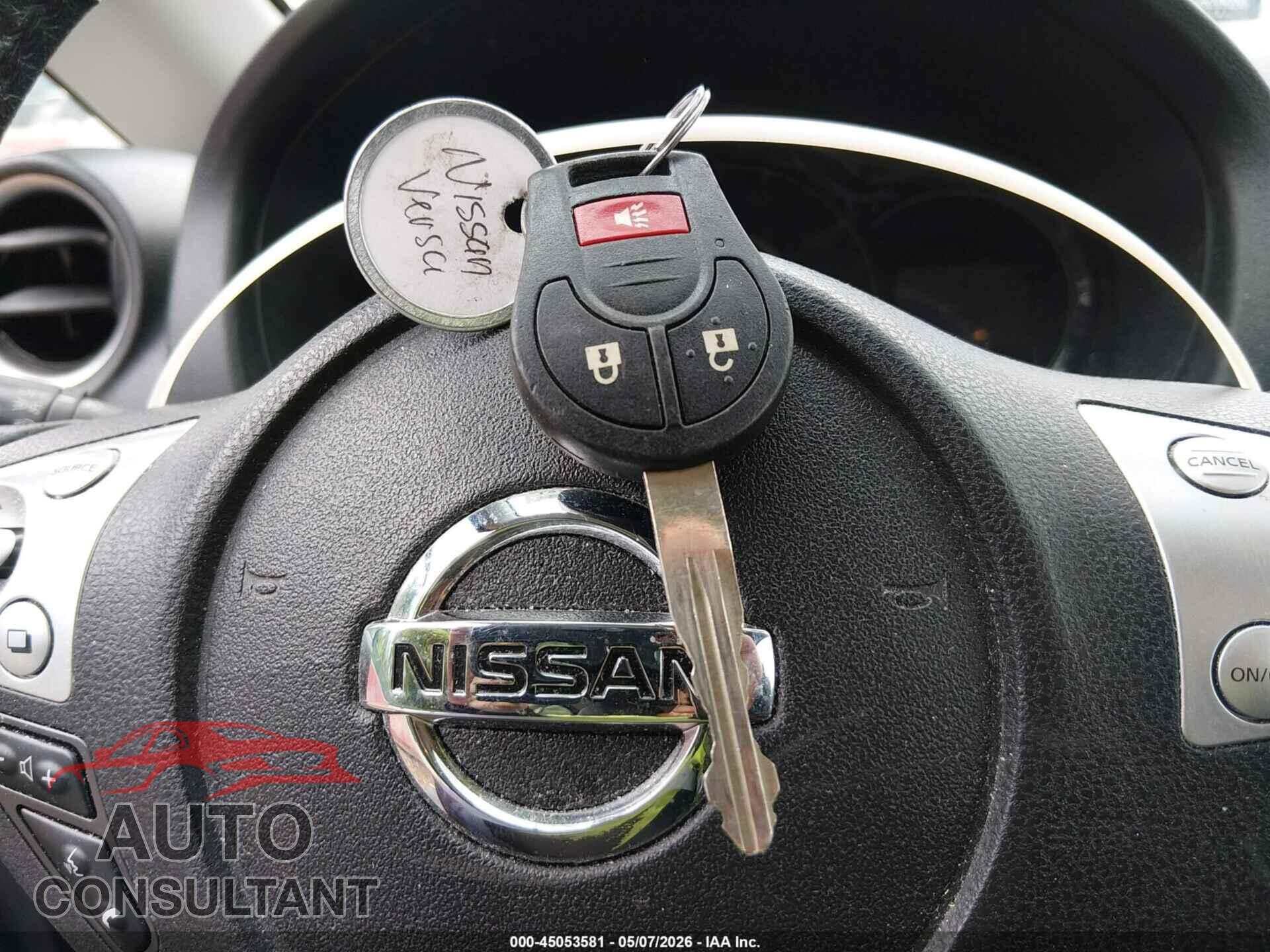 NISSAN VERSA NOTE 2015 - 3N1CE2CP3FL449254