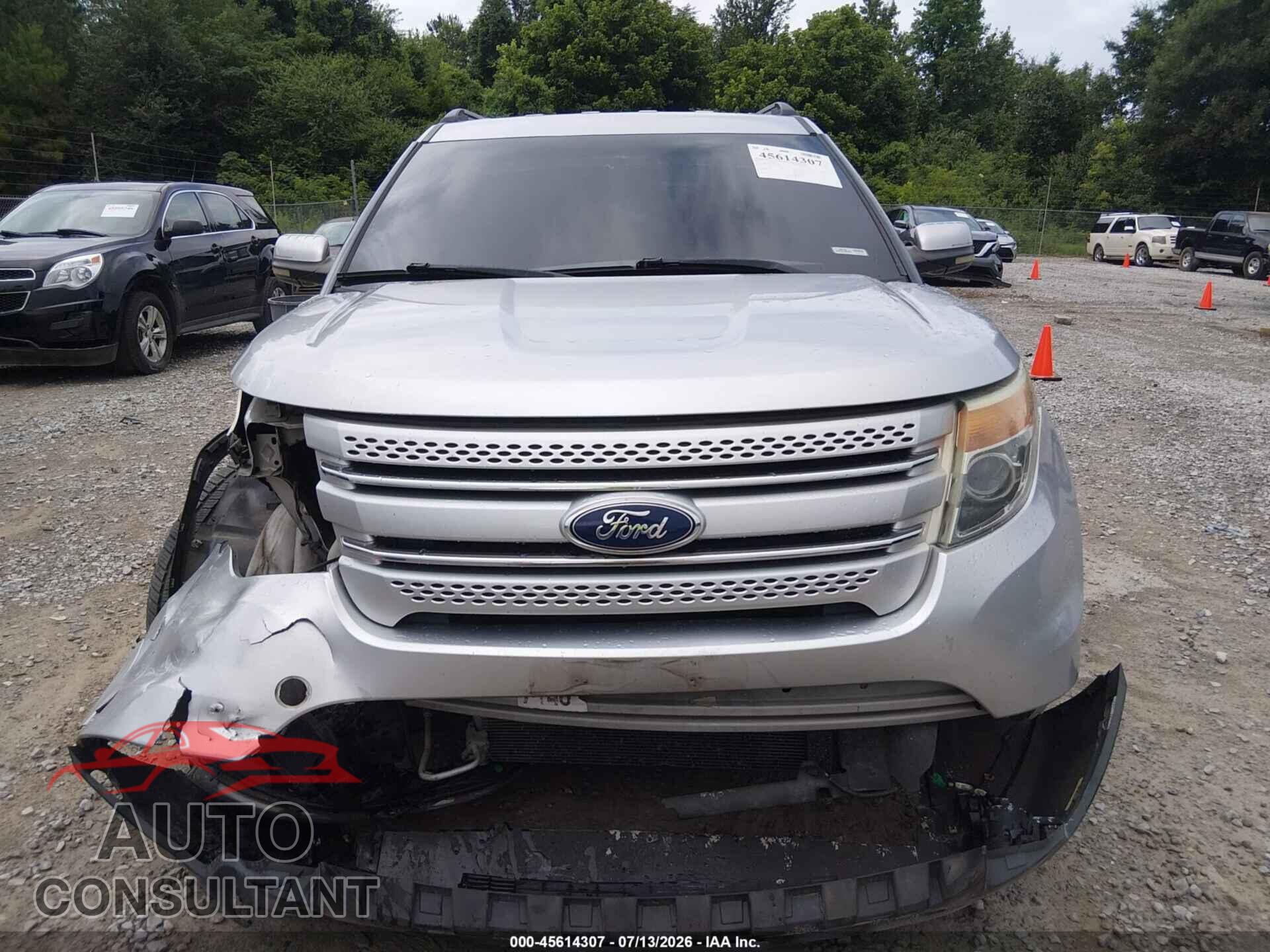 FORD EXPLORER 2011 - 1FMHK8F82BGA57153