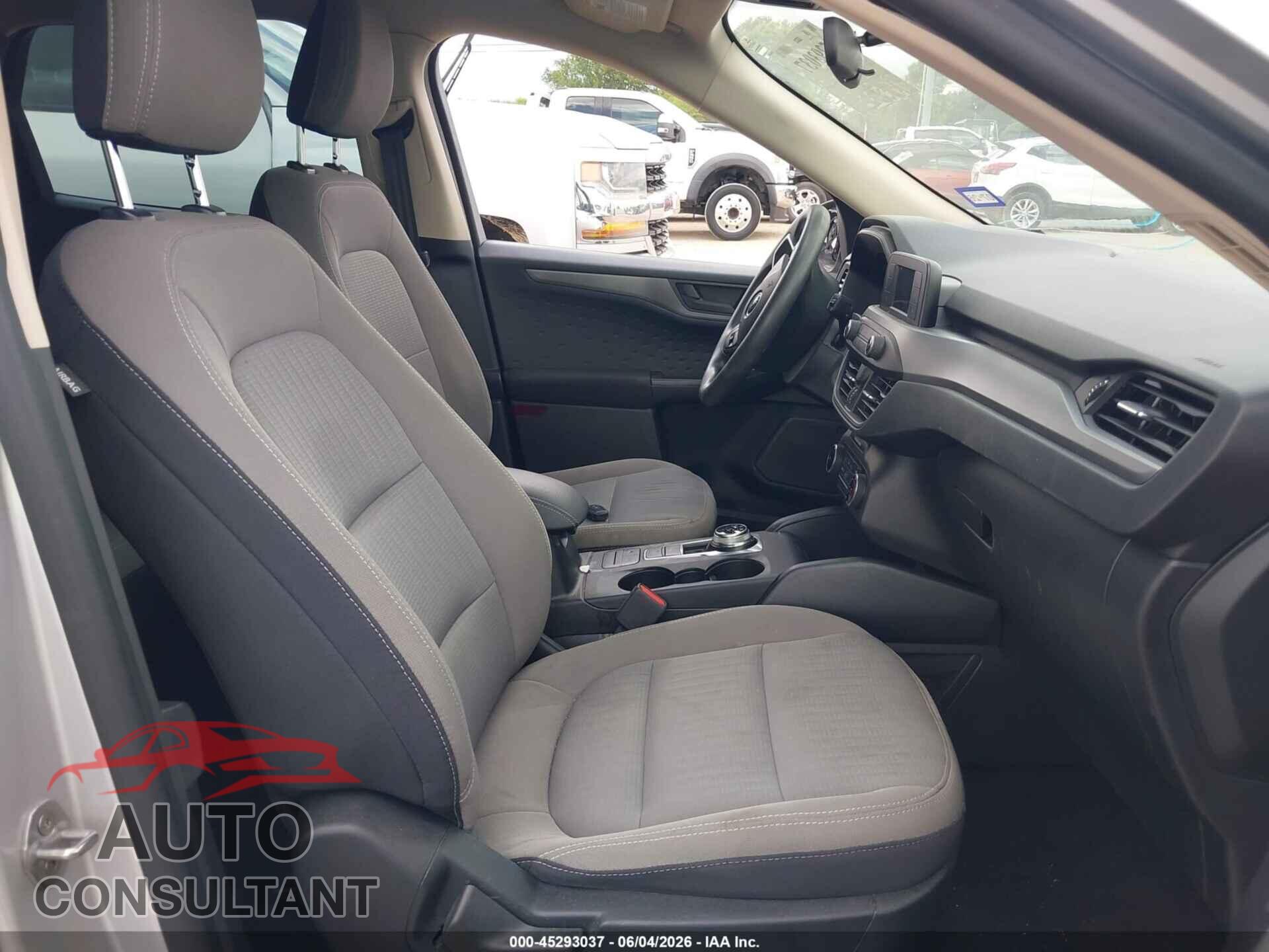 FORD ESCAPE 2020 - 1FMCU0F61LUA76395