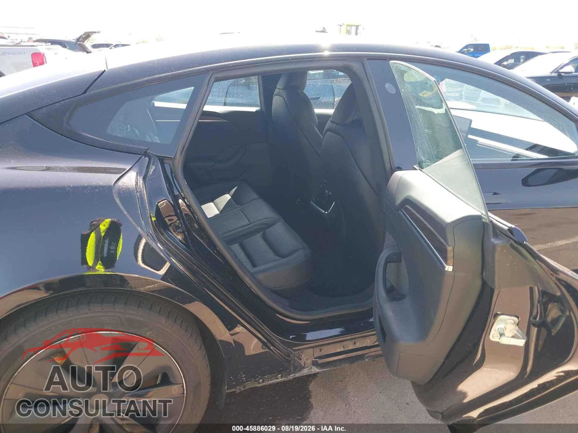 TESLA MODEL S 2022 - 5YJSA1E53NF490085