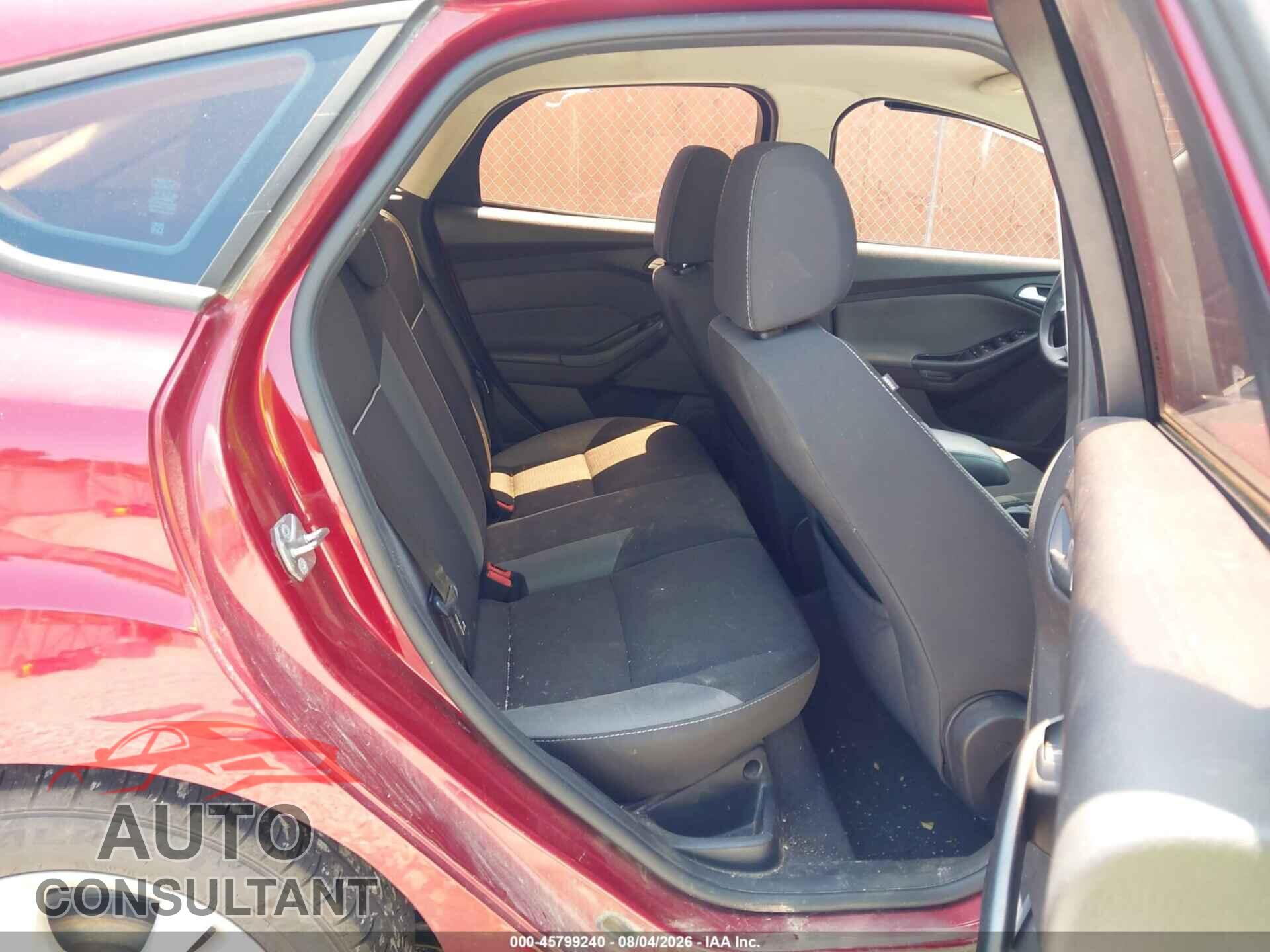 FORD FOCUS 2014 - 1FADP3K29EL280669