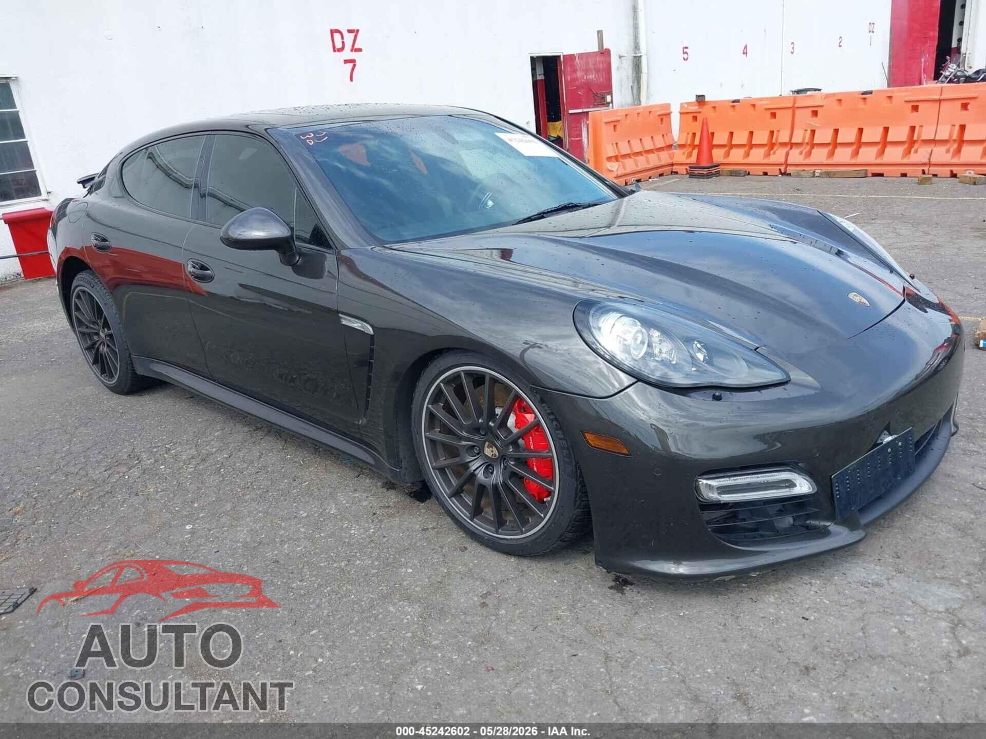 PORSCHE PANAMERA 2013 - WP0AF2A71DL075482