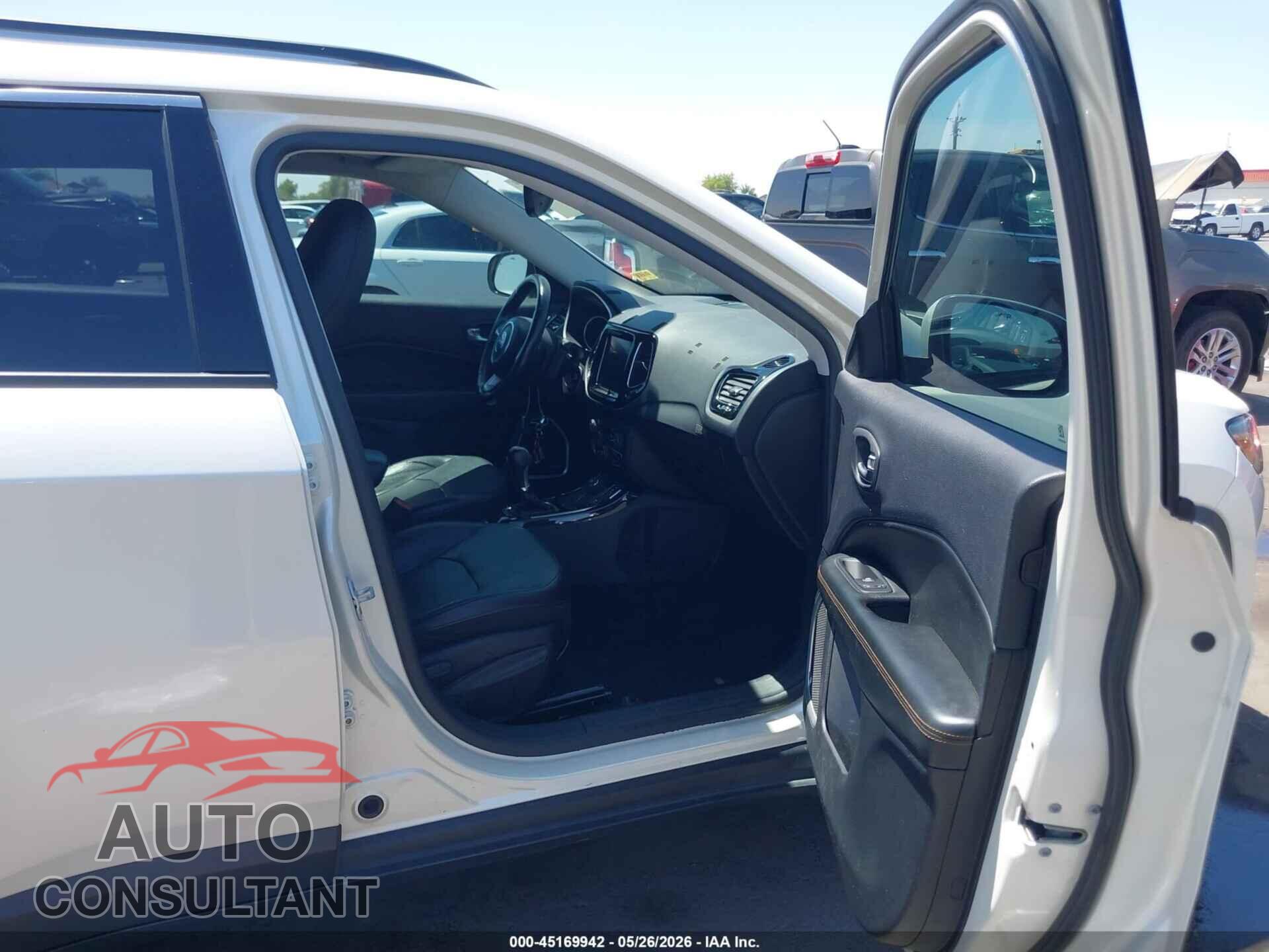 JEEP NEW COMPASS 2017 - 3C4NJDCB4HT628391
