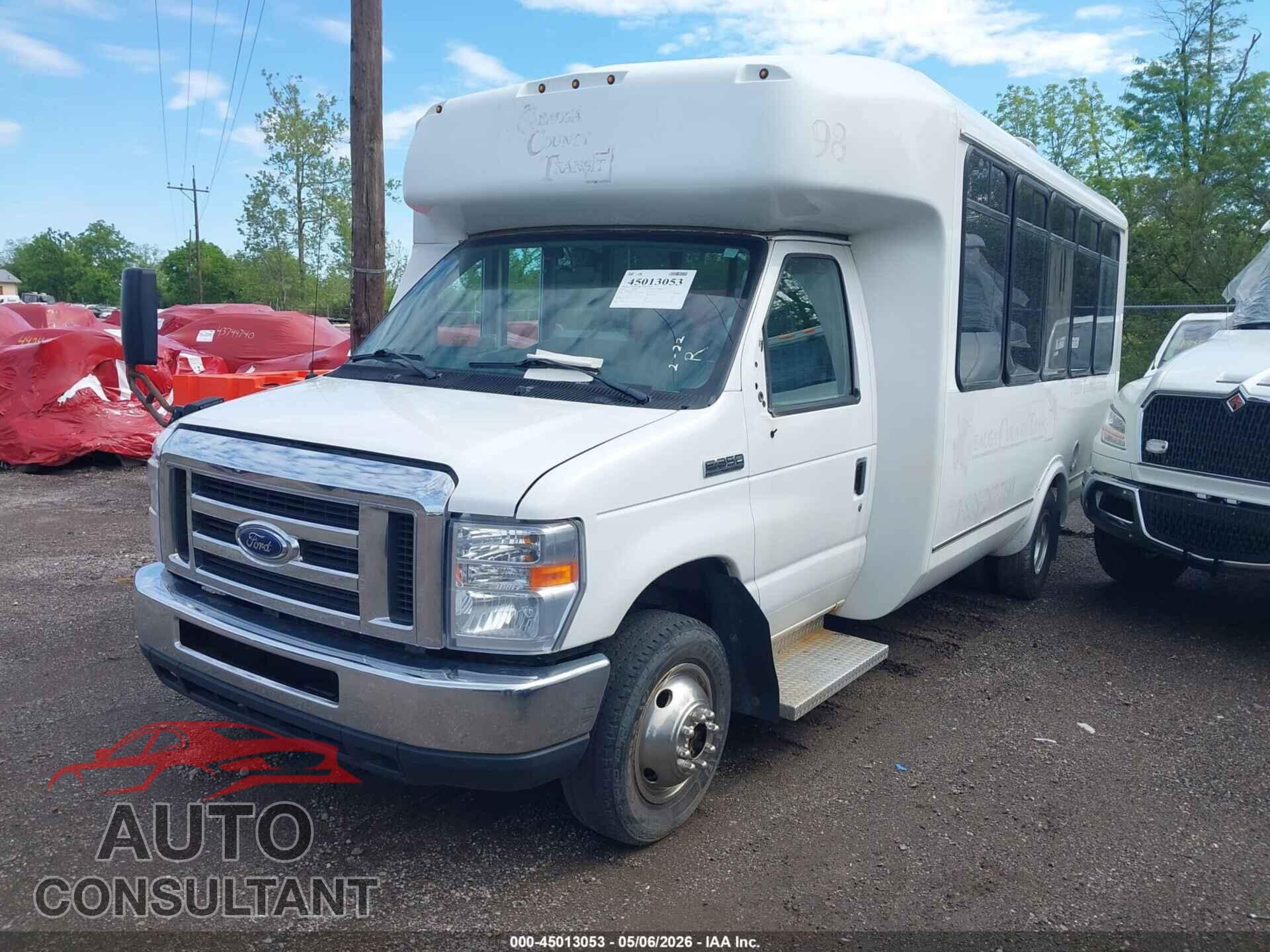 FORD E-350 CUTAWAY 2018 - 1FDEE3FS7JDC24633