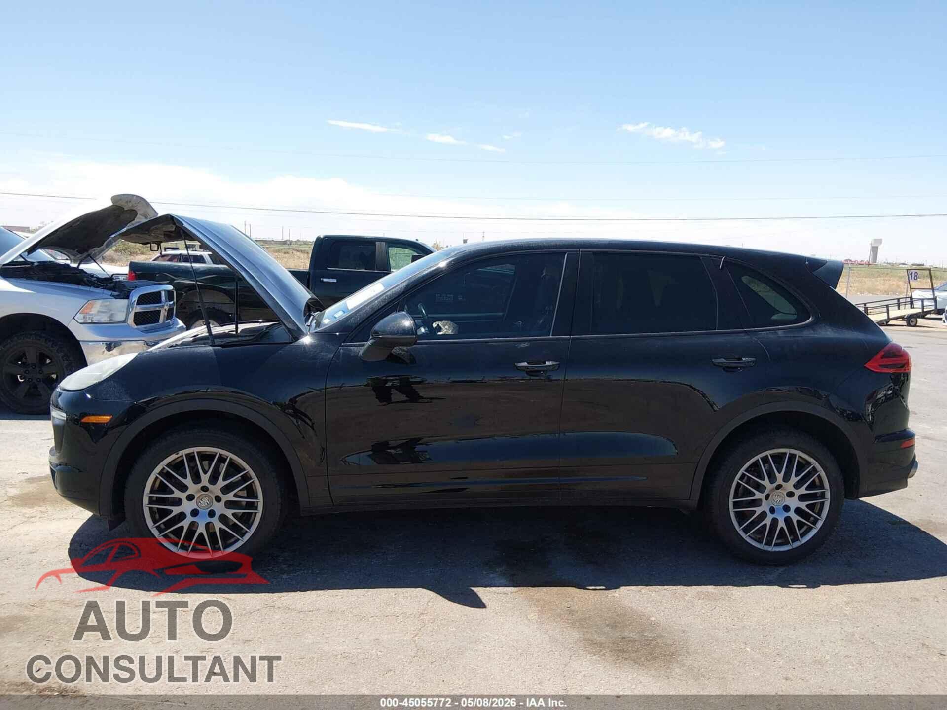 PORSCHE CAYENNE 2017 - WP1AB2A24HLA52959