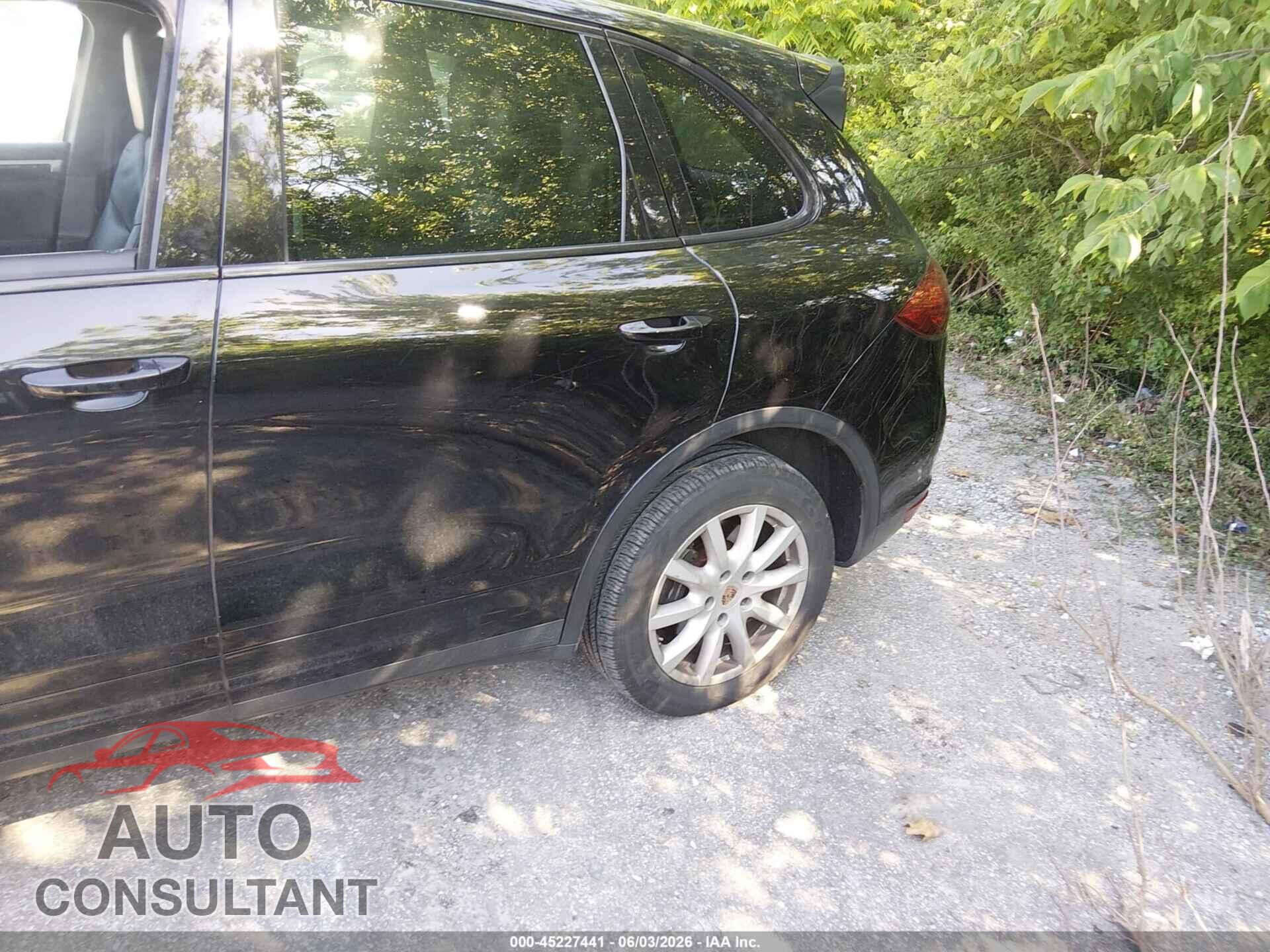 PORSCHE CAYENNE 2013 - WP1AA2A2XDLA08803