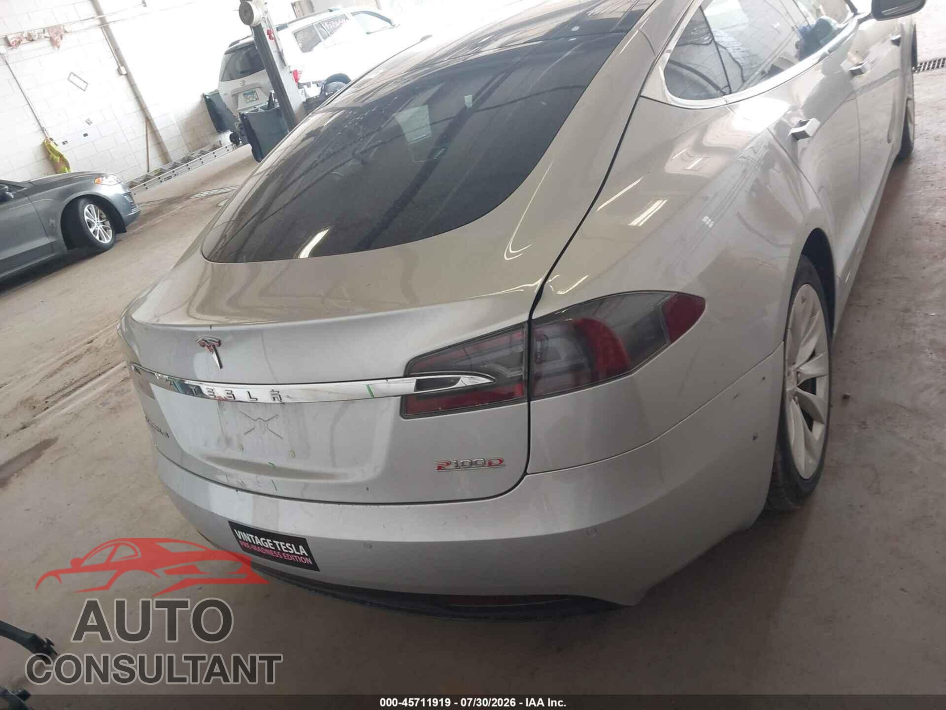 TESLA MODEL S 2017 - 5YJSA1E24HF211012