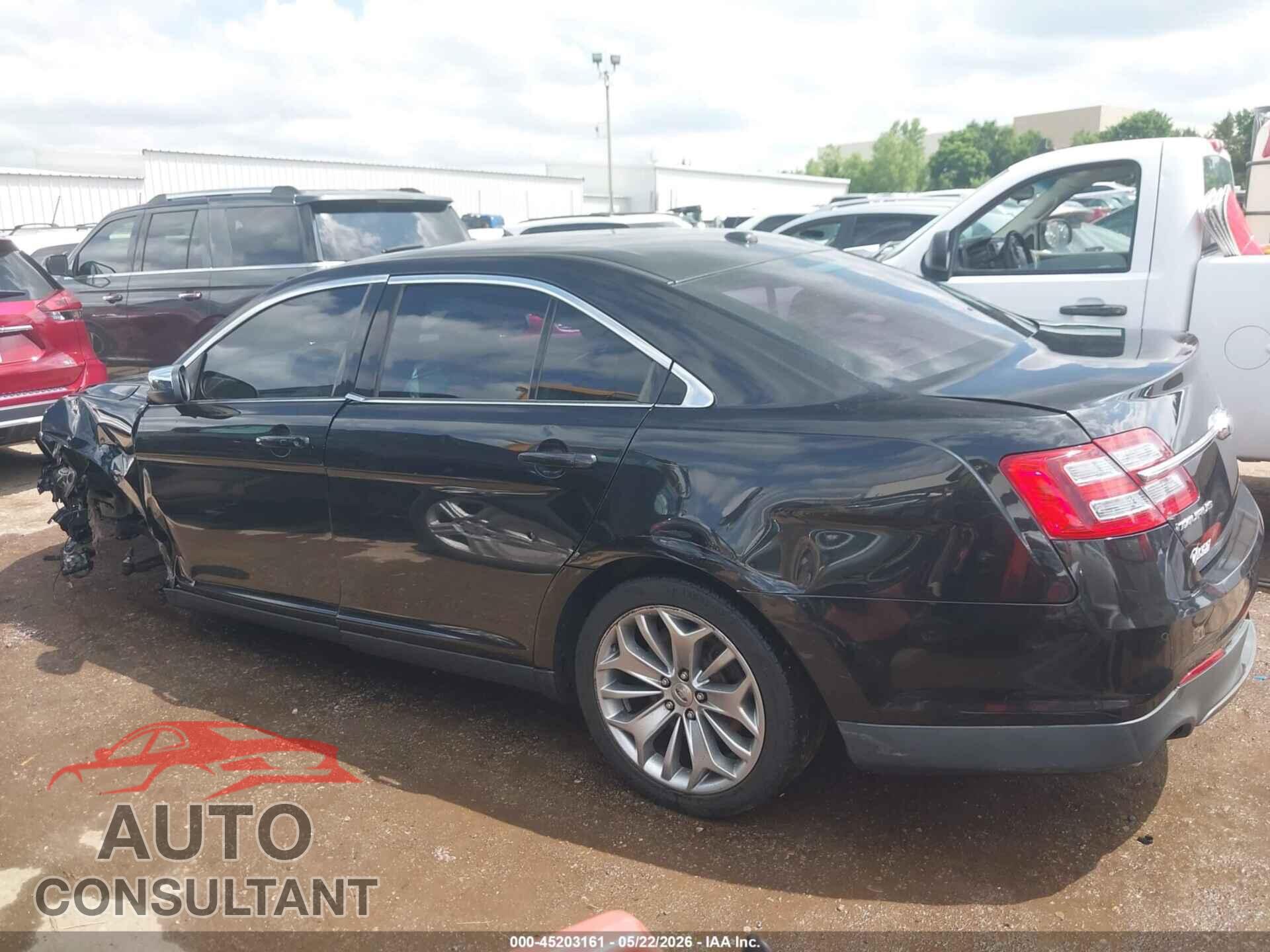 FORD TAURUS 2013 - 1FAHP2J82DG206504