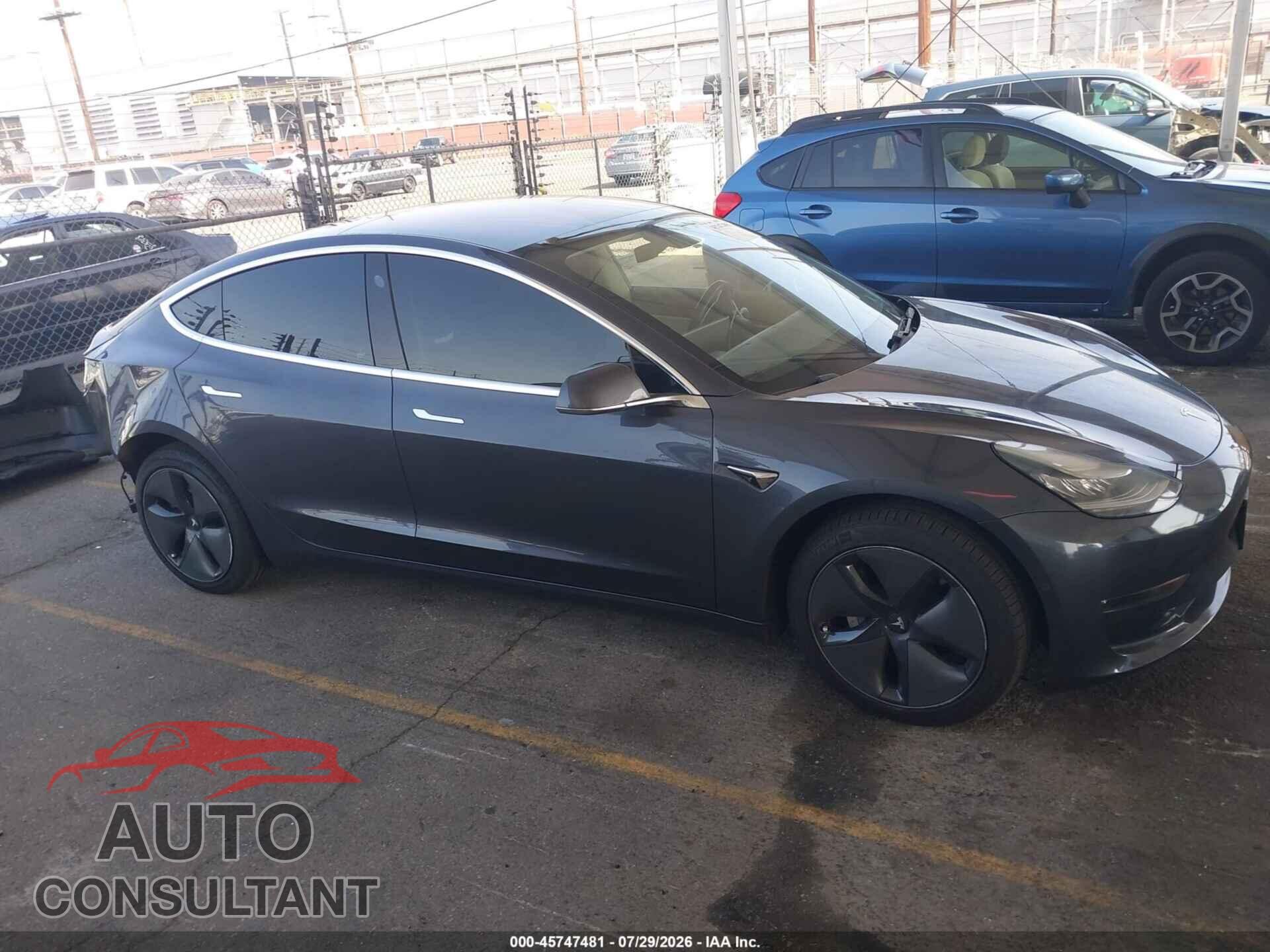 TESLA MODEL 3 2018 - 5YJ3E1EB9JF085650