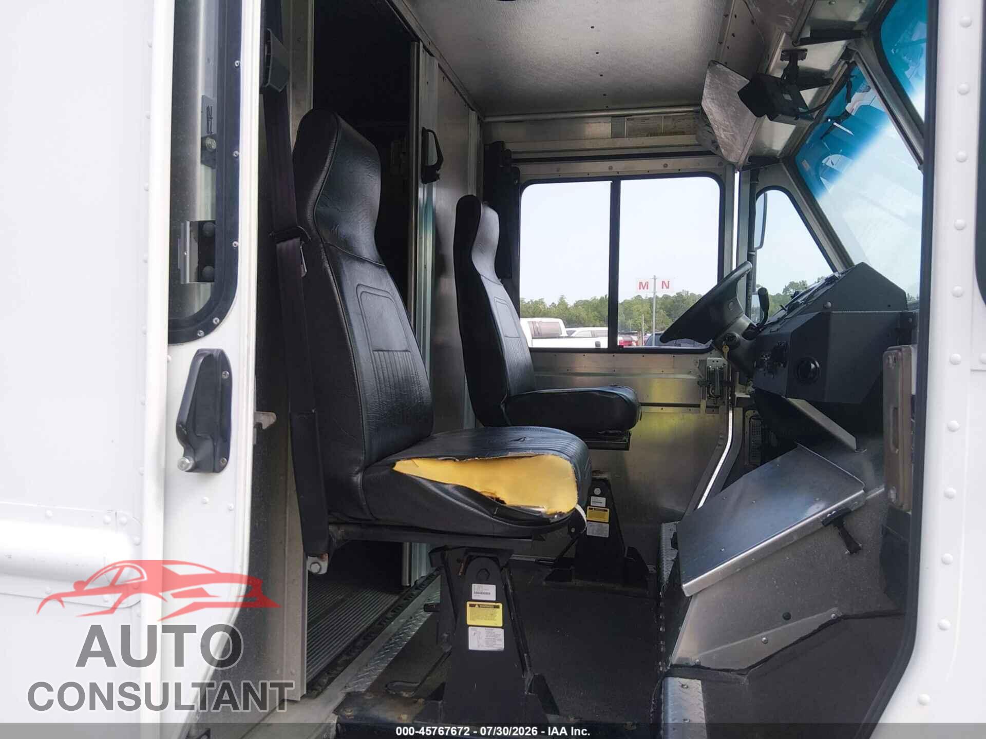 FORD E-350 STRIPPED 2017 - 1FC3E3KS9HDC62988