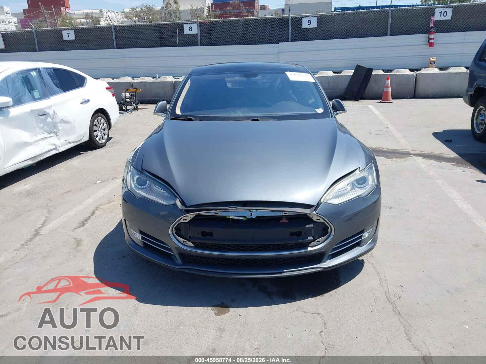 TESLA MODEL S 2013 - 5YJSA1DP3DFP13582
