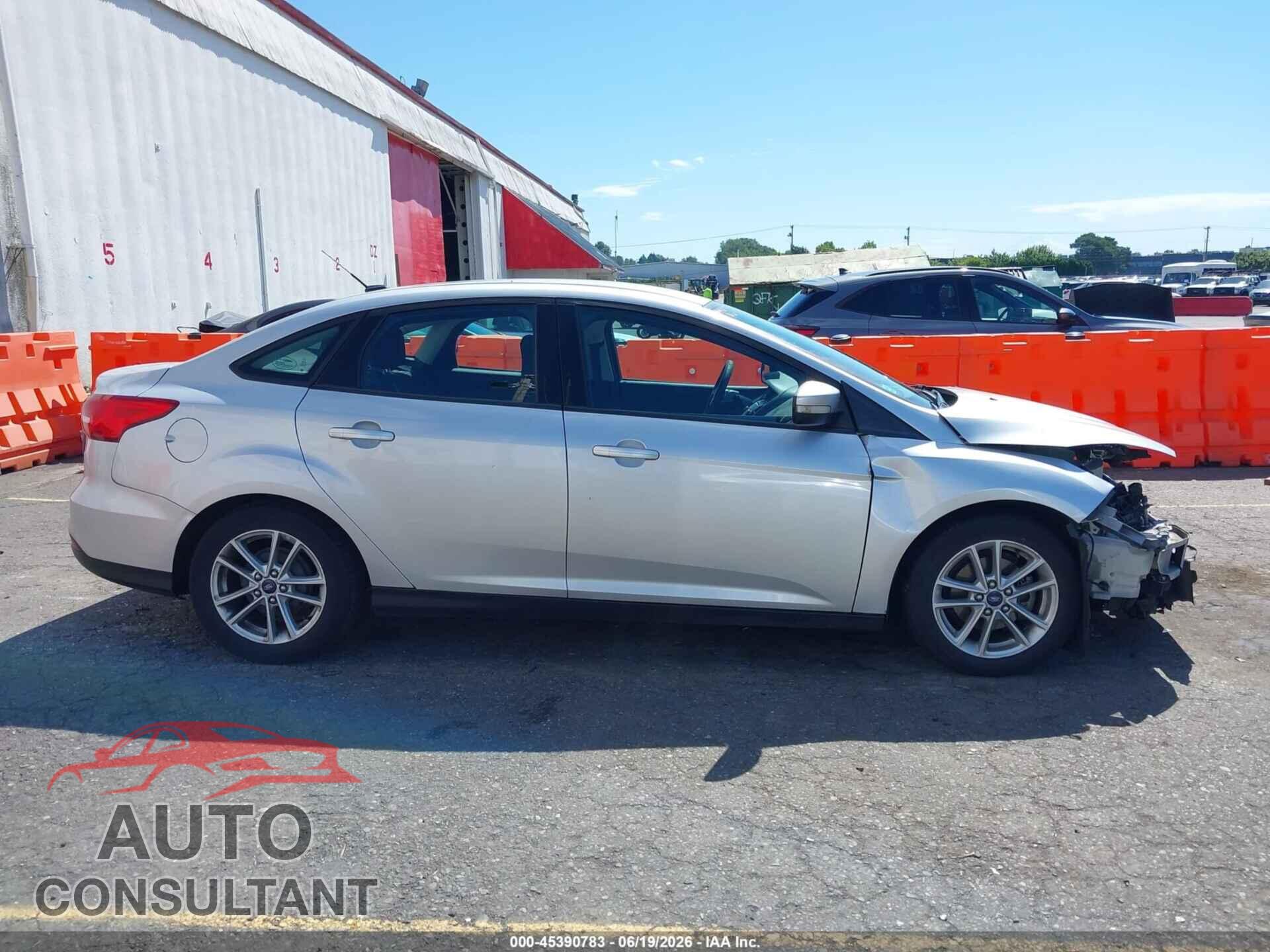 FORD FOCUS 2016 - 1FADP3F2XGL271041