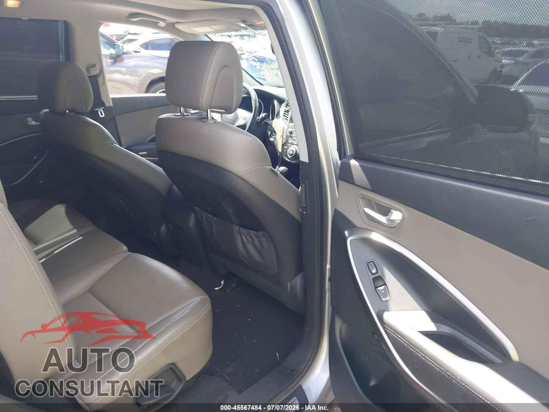 HYUNDAI SANTA FE 2017 - KM8SR4HF1HU201243