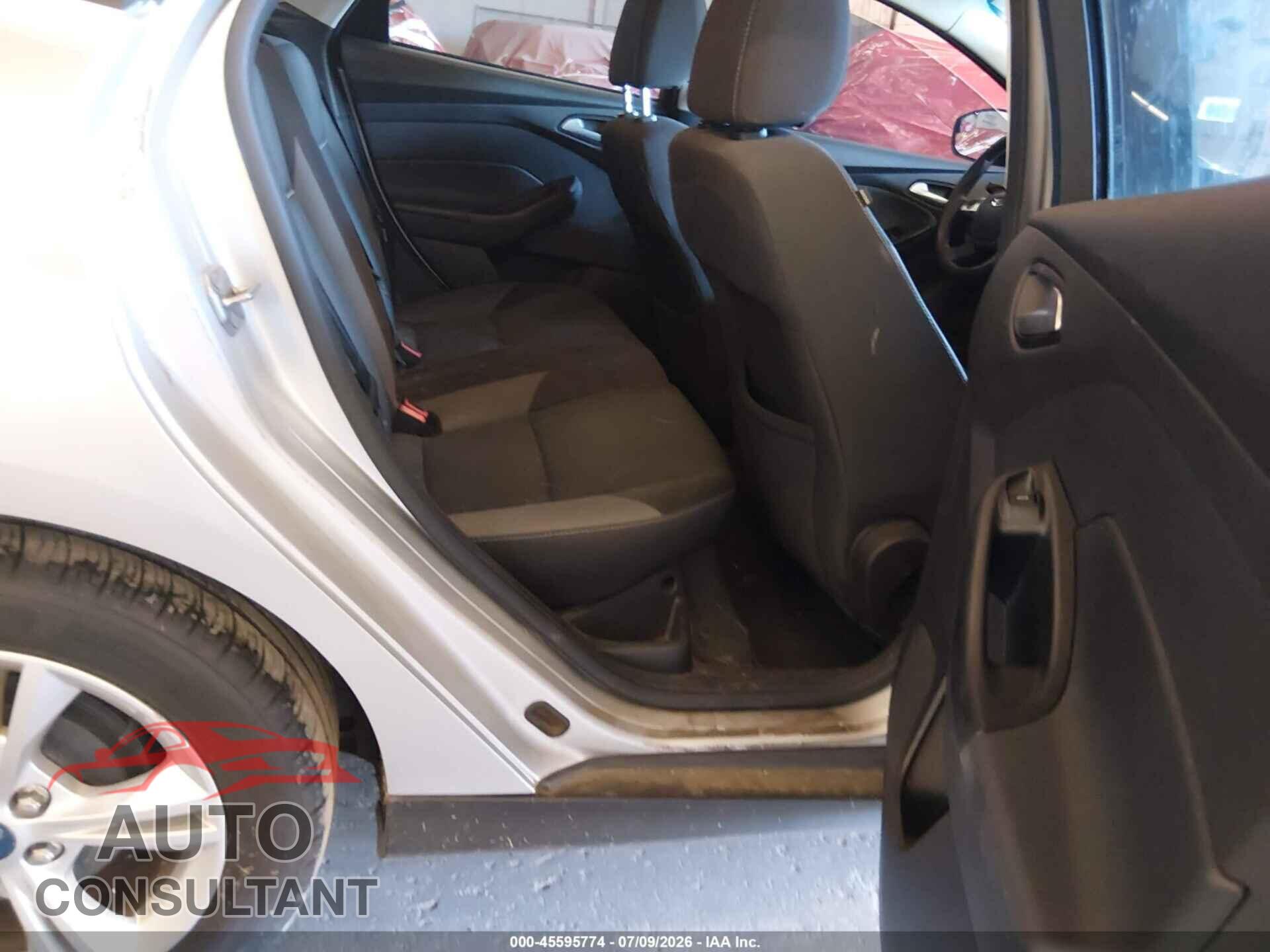 FORD FOCUS 2013 - 1FADP3K20DL252192