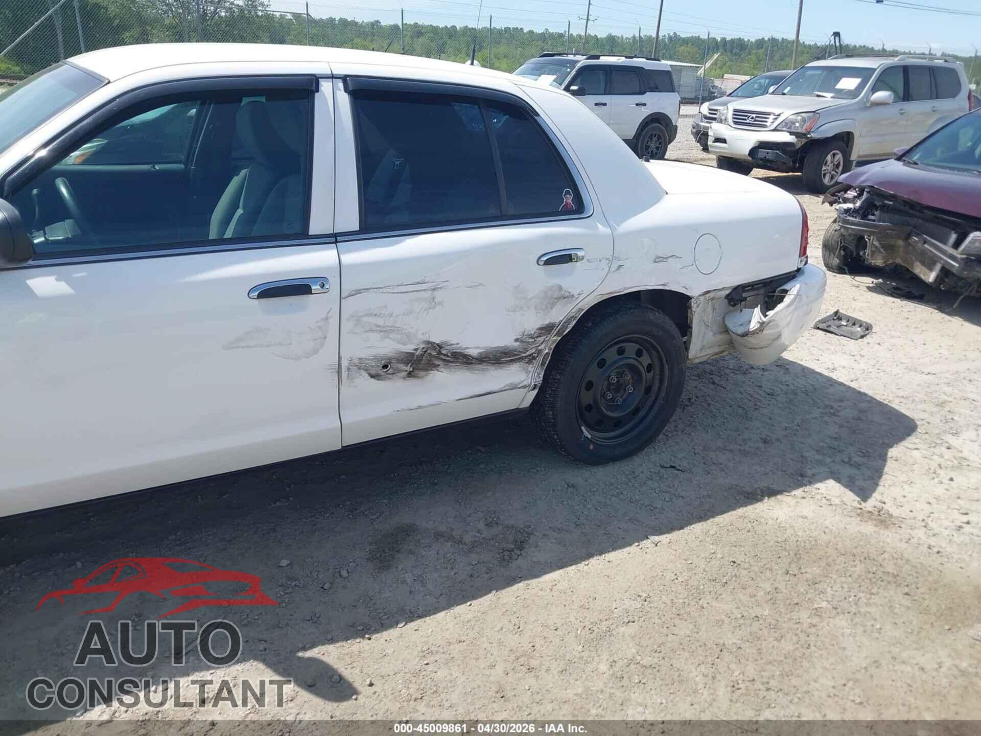 FORD CROWN VICTORIA 2011 - 2FABP7BV4BX112607