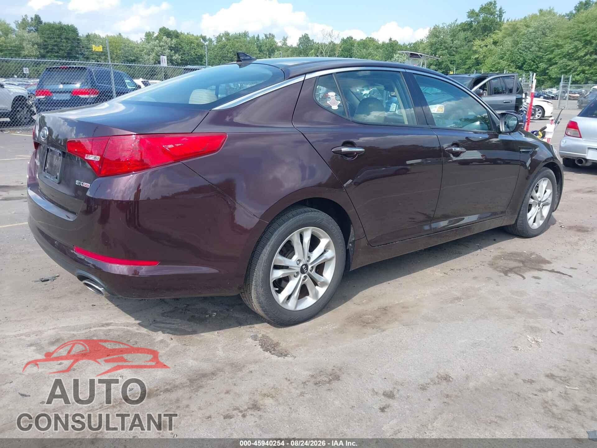 KIA OPTIMA 2011 - KNAGN4A73B5163683