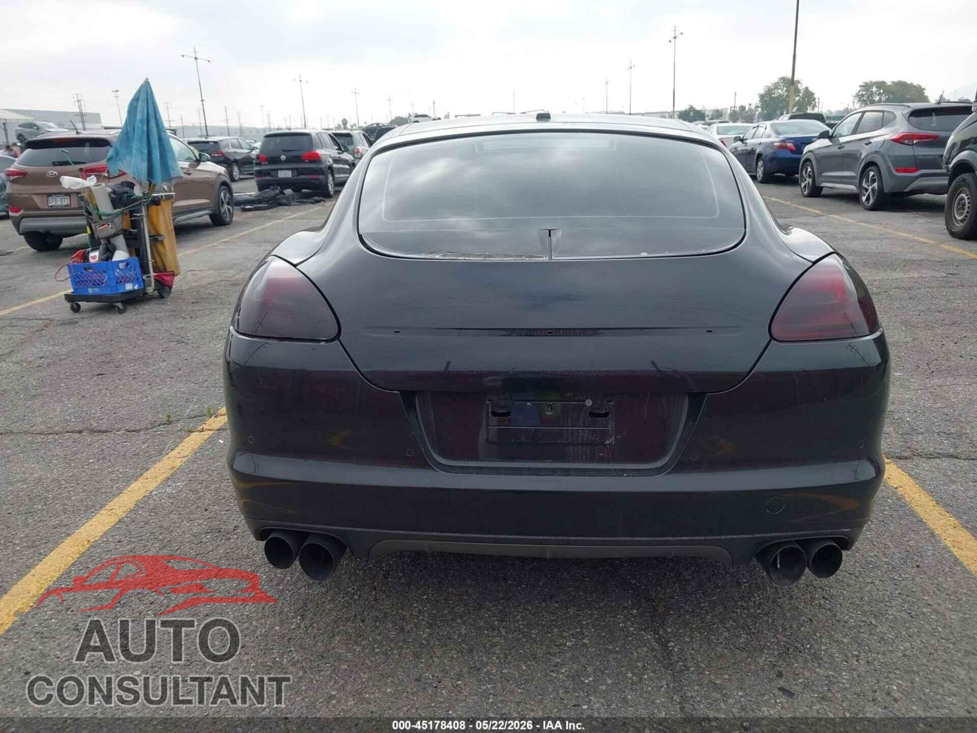 PORSCHE PANAMERA 2011 - WP0AC2A70BL090819