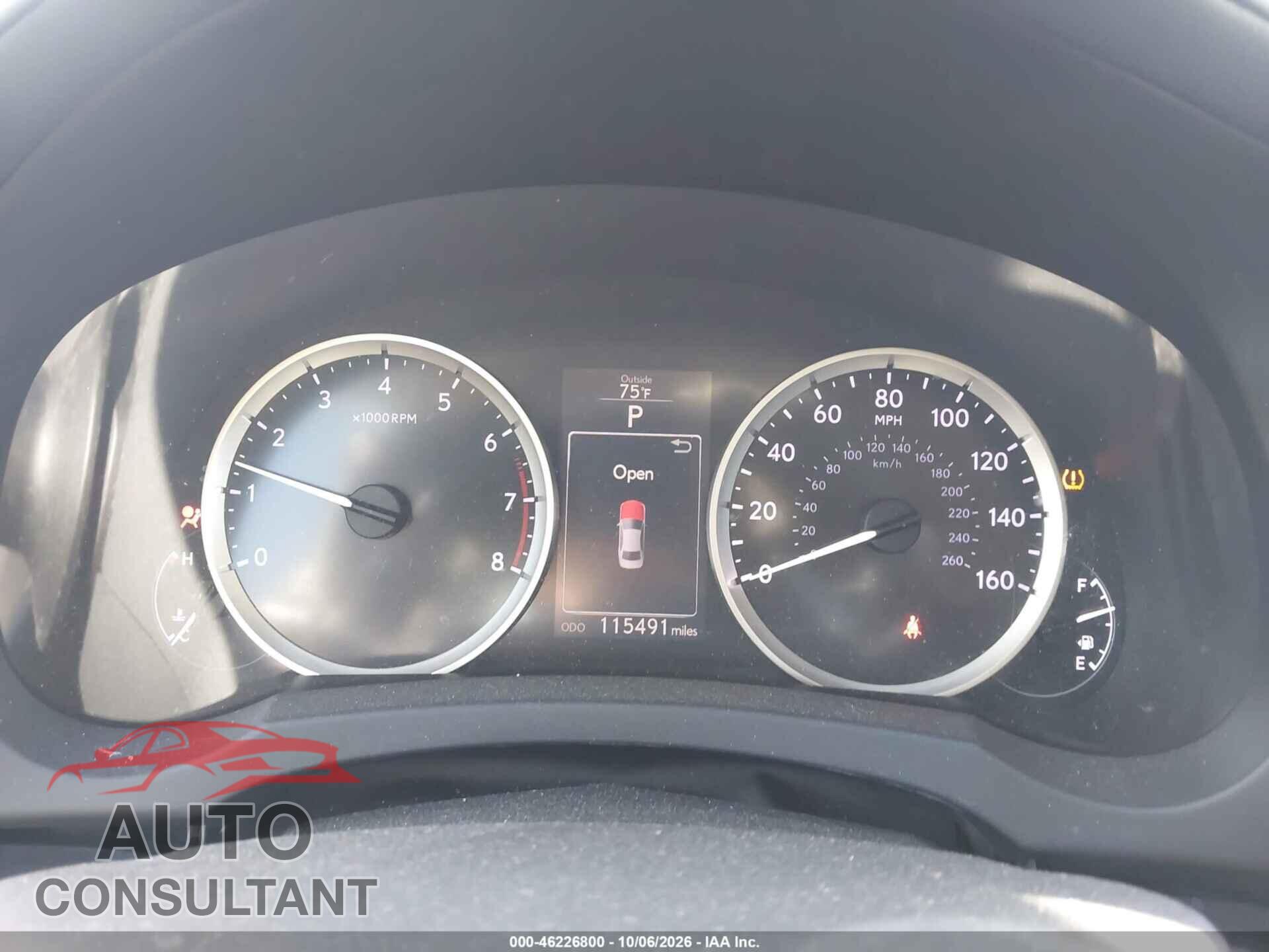 LEXUS IS 2015 - JTHCF1D23F5029807