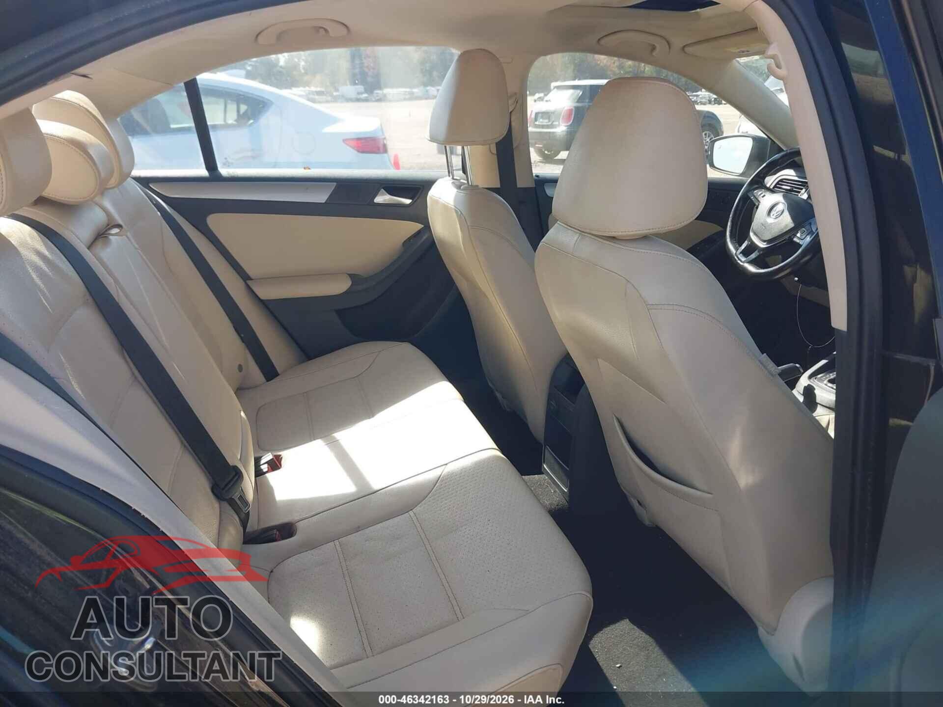 VOLKSWAGEN JETTA 2017 - 3VWDB7AJ9HM305434