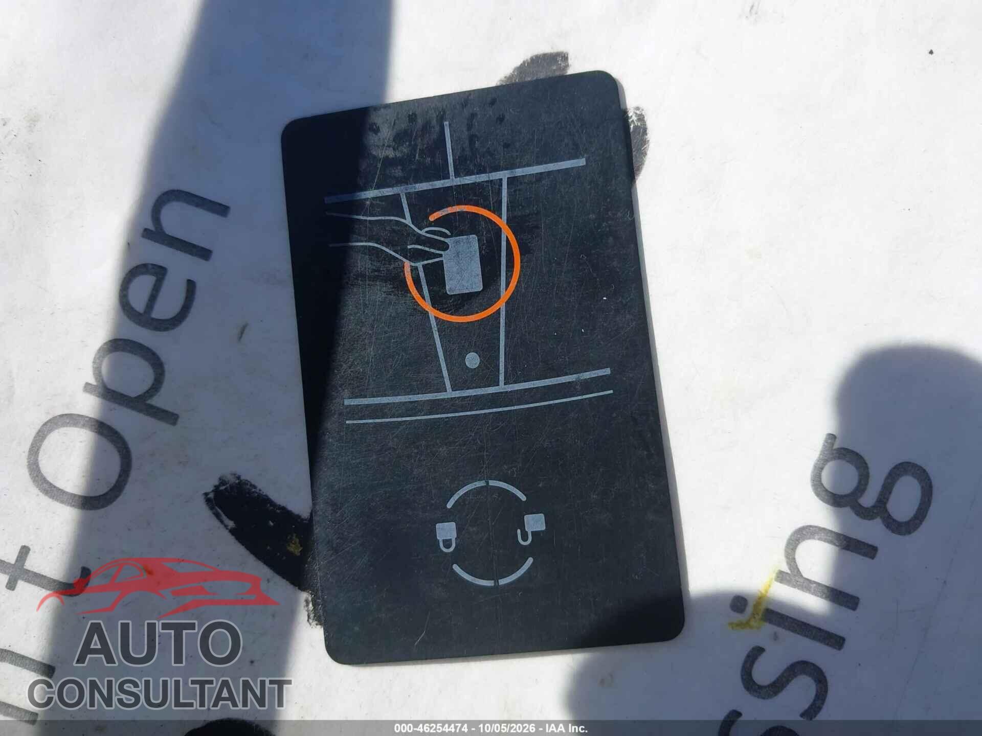 TESLA MODEL 3 2021 - 5YJ3E1EA4MF871111