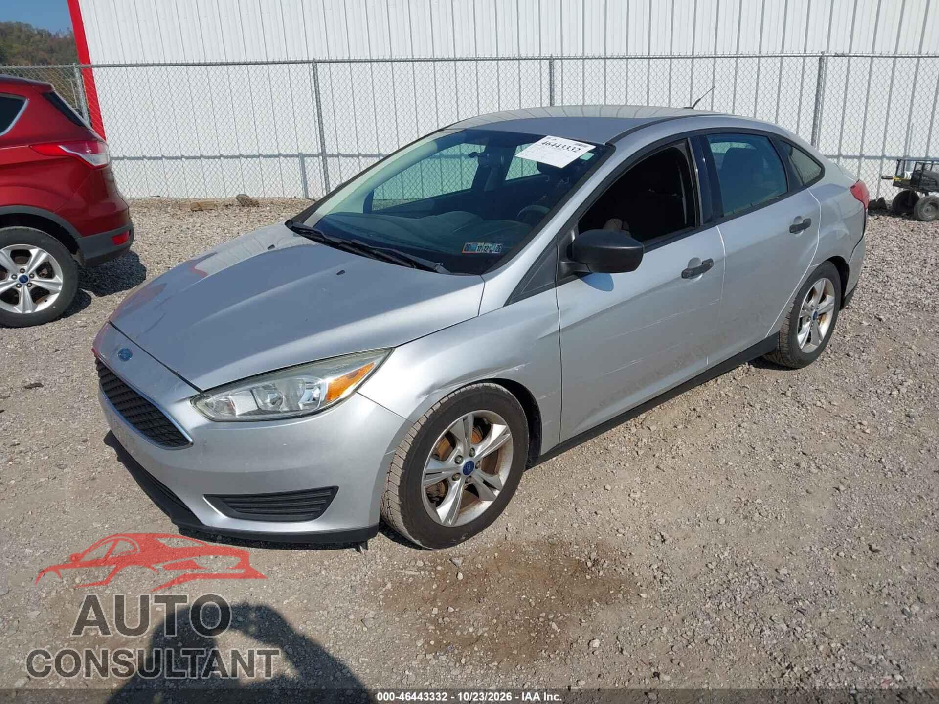 FORD FOCUS 2015 - 1FADP3E23FL247597