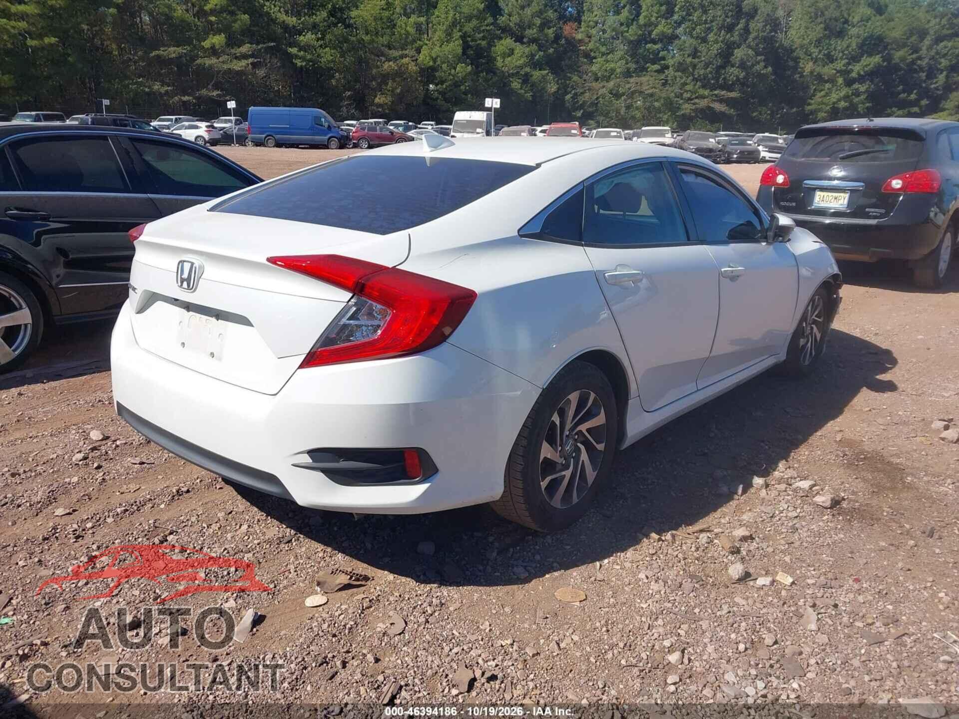 HONDA CIVIC 2018 - 19XFC2F78JE032107