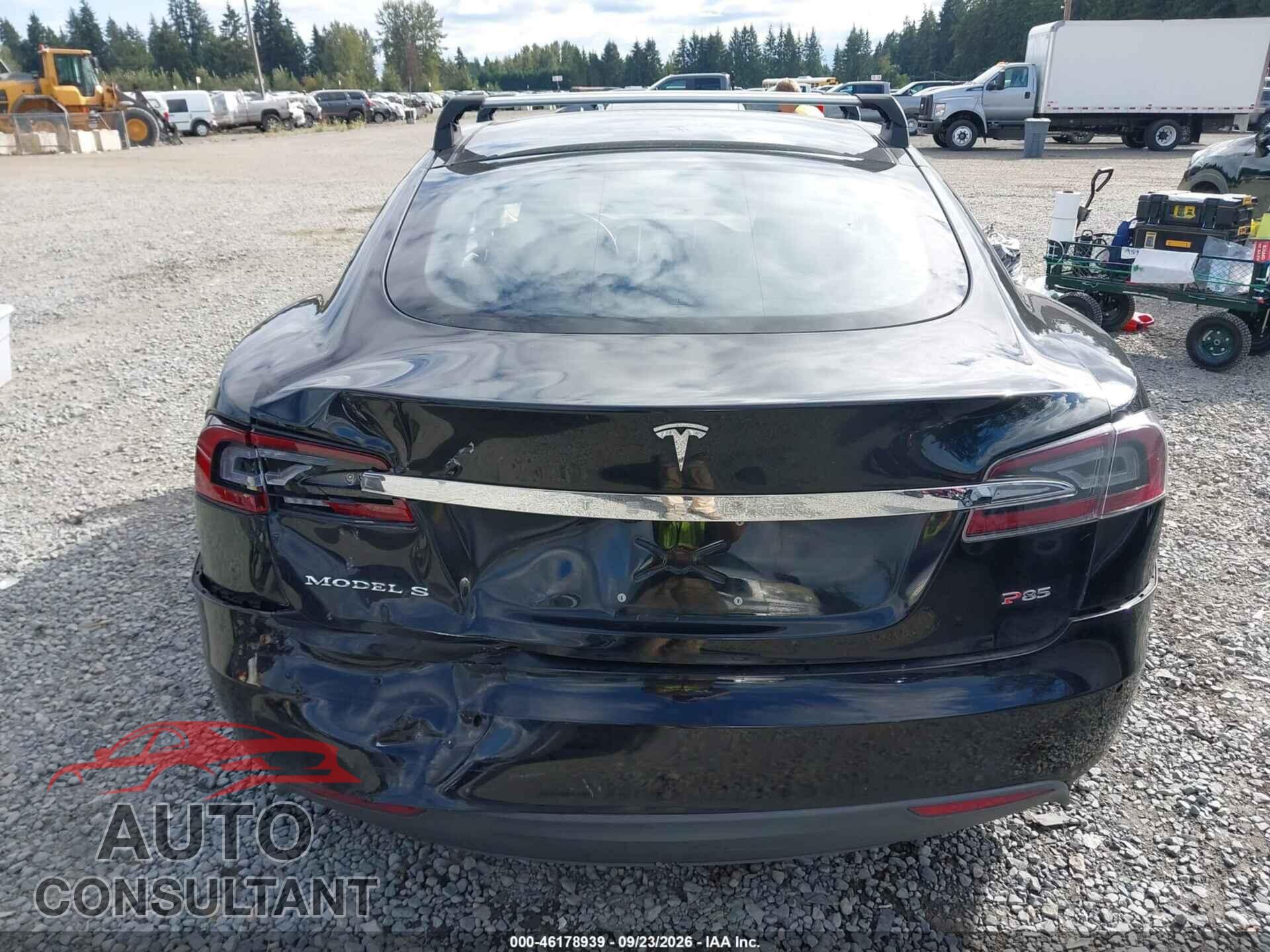 TESLA MODEL S 2013 - 5YJSA1CP4DFP23376