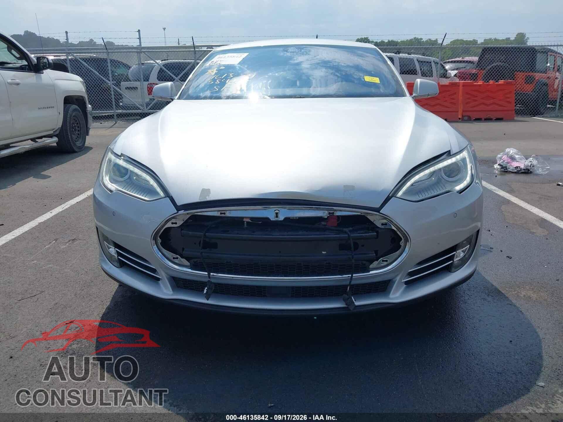 TESLA MODEL S 2015 - 5YJSA1H20FFP77306