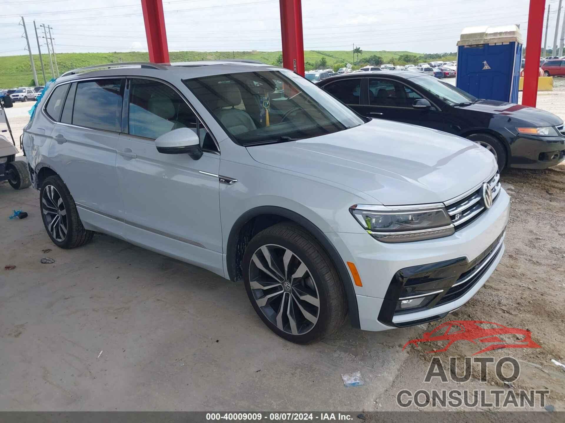 VOLKSWAGEN TIGUAN 2018 - 3VV4B7AX7JM182912