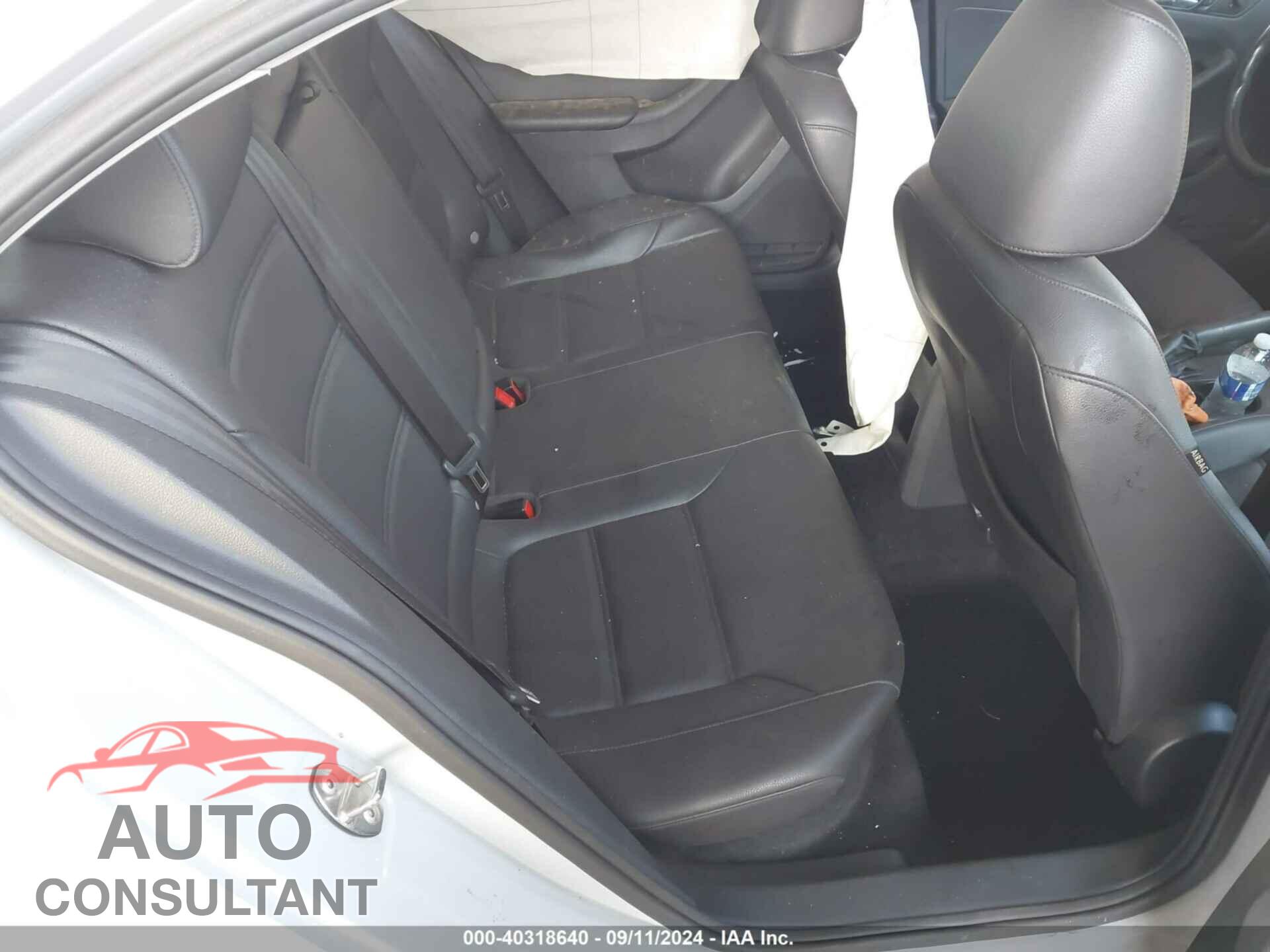VOLKSWAGEN JETTA 2017 - 3VWDB7AJ9HM358988