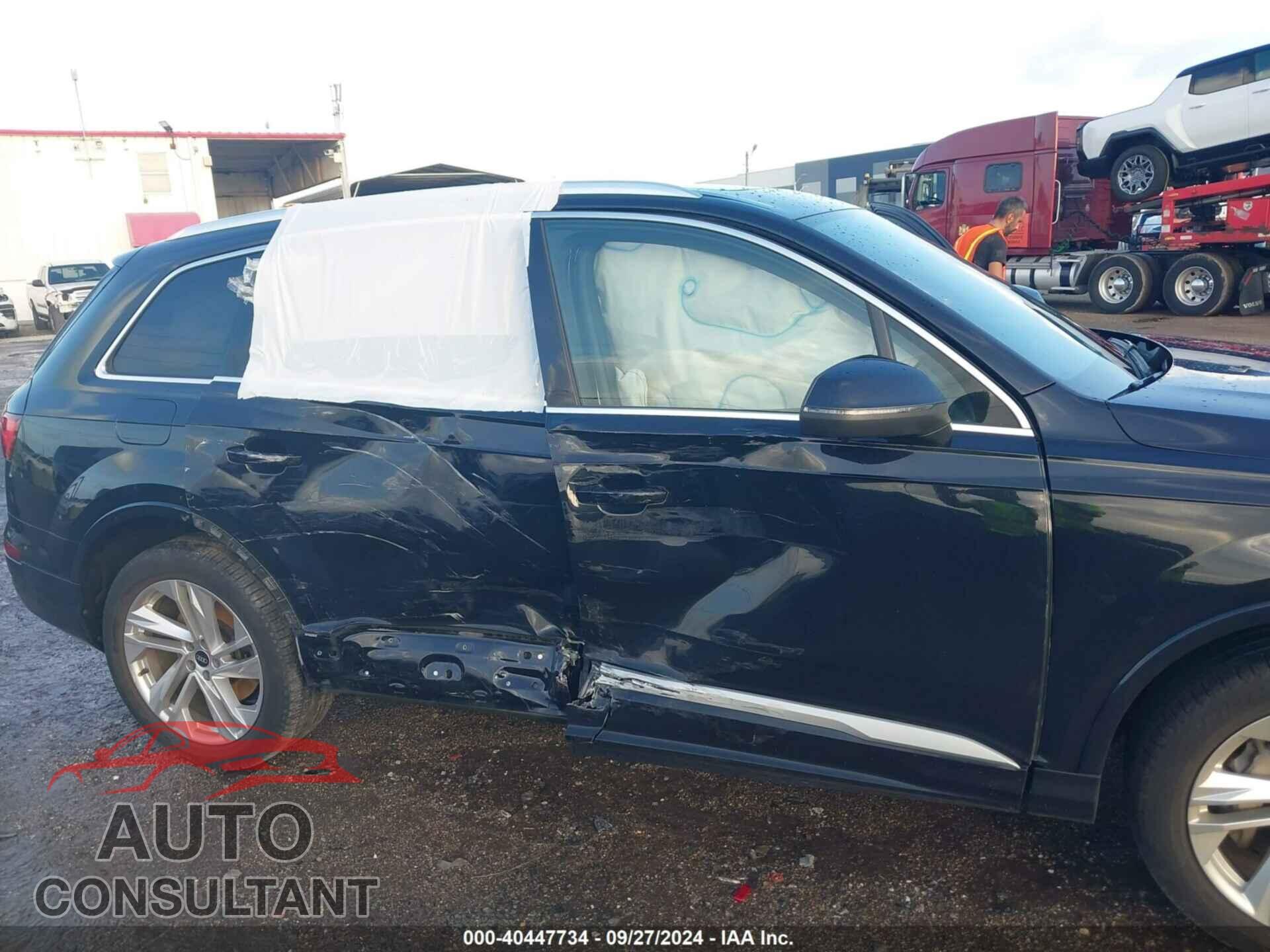 AUDI Q7 2021 - WA1LJBF76MD012821