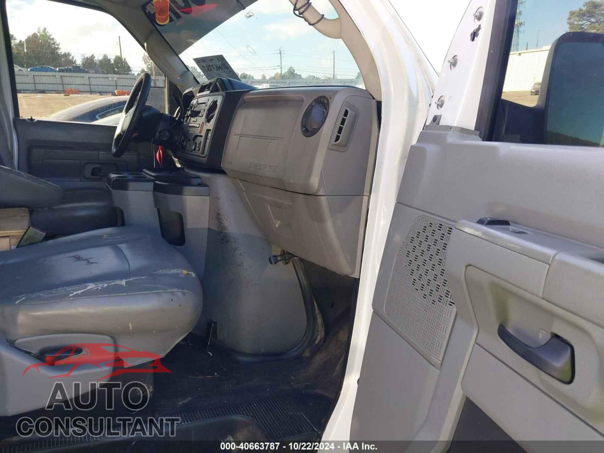 FORD E-350 SUPER DUTY 2014 - 1FBSS3BL7EDA76511